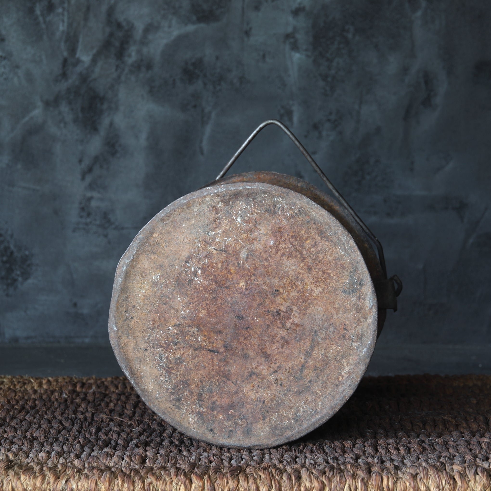 西アフリカアンティーク ブリキの涼炉（近世：16–19世紀） | 入蘆花