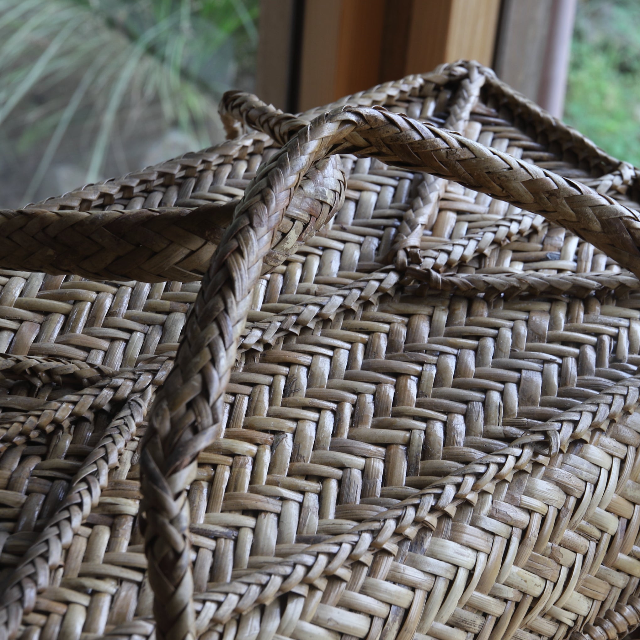 Antique Bamboo Woven Outdoor Tea Basket, Taisho Era (1912-1926CE)