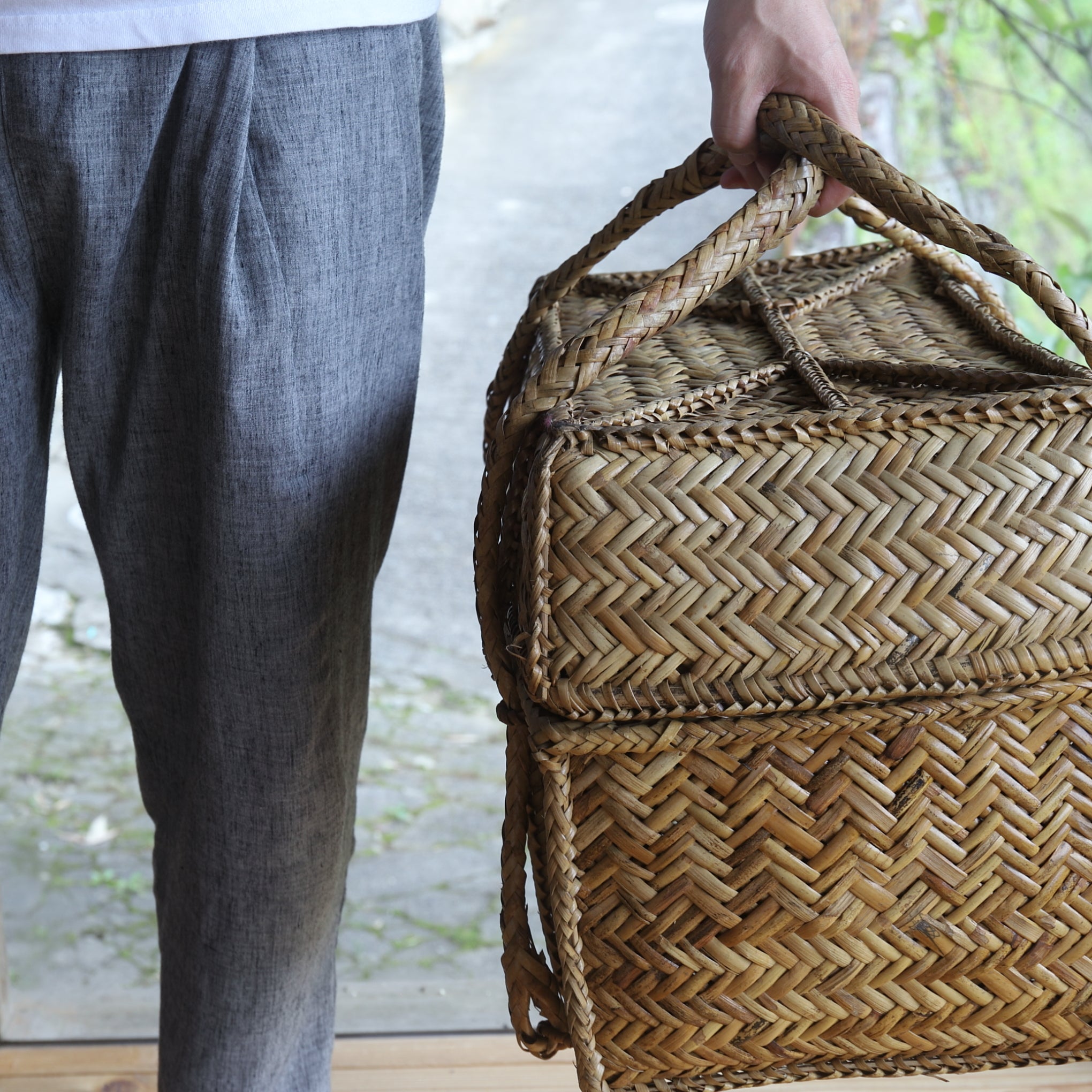 Antique Bamboo Woven Outdoor Tea Basket, Taisho Era (1912-1926CE)