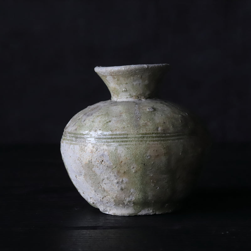 Sanage shortneck jar Kamakura/1185-1333CE
