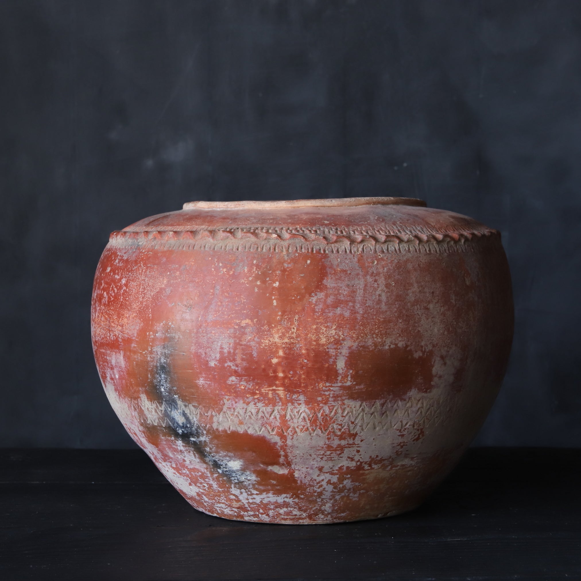 Ban Chiang Pottery Red Colored Jar before the 3rd century