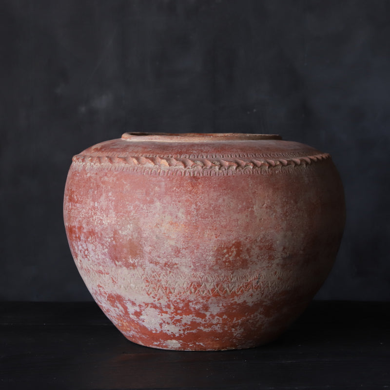 Ban Chiang Pottery Red Colored Jar before the 3rd century
