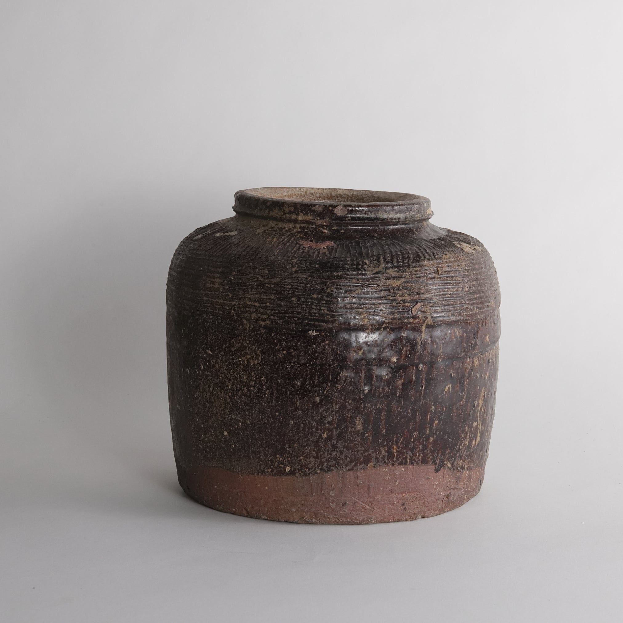 Nanban pot Muromachi/1336-1573CE