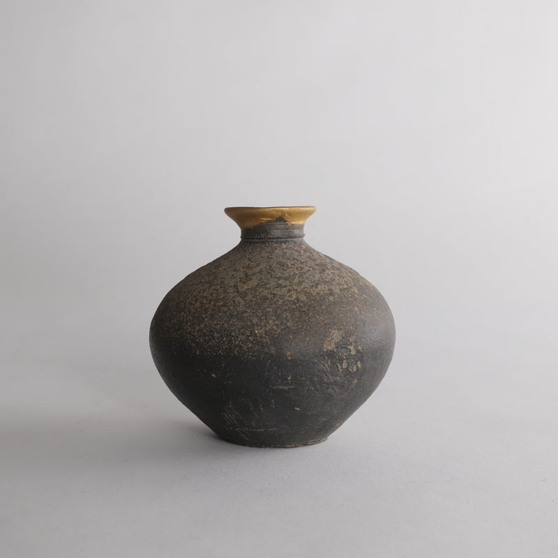 新罗陶器小壶 新罗/668-900CE