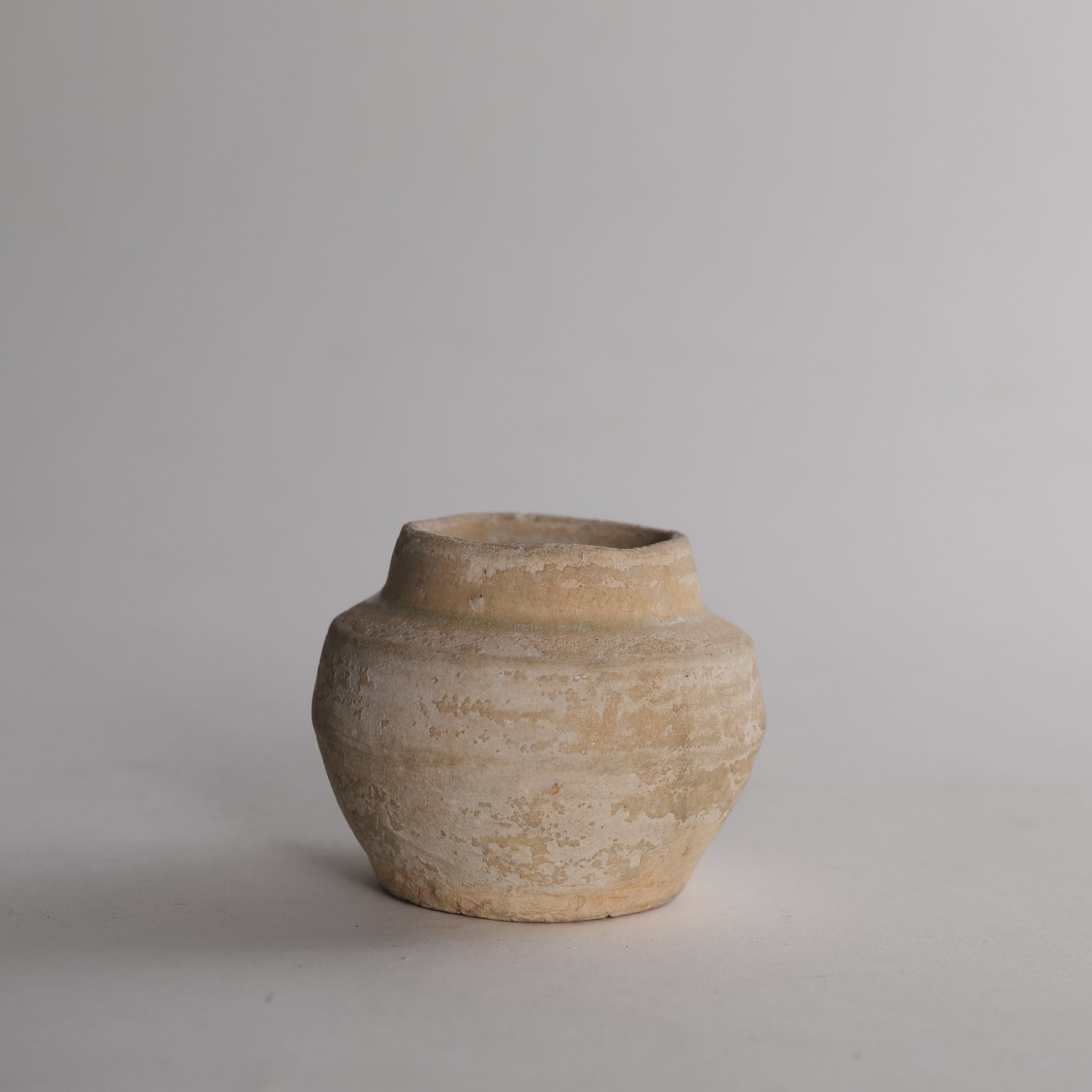 Ko-Seto Ash Glaze Small Pot Muromachi/1336-1573CE