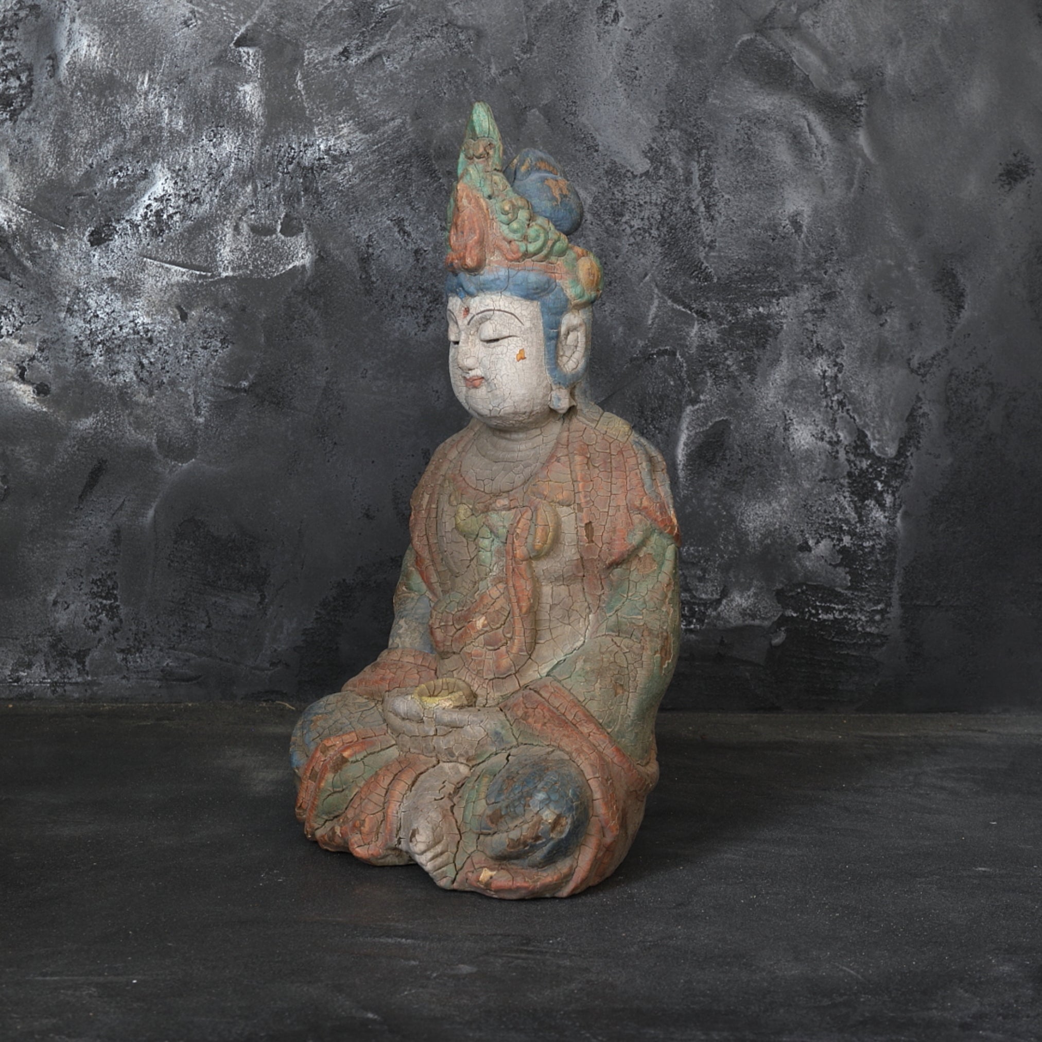 Old wood sculpture Kannon Bodhisattva seated statue Qing Dynasty/1616-1911CE