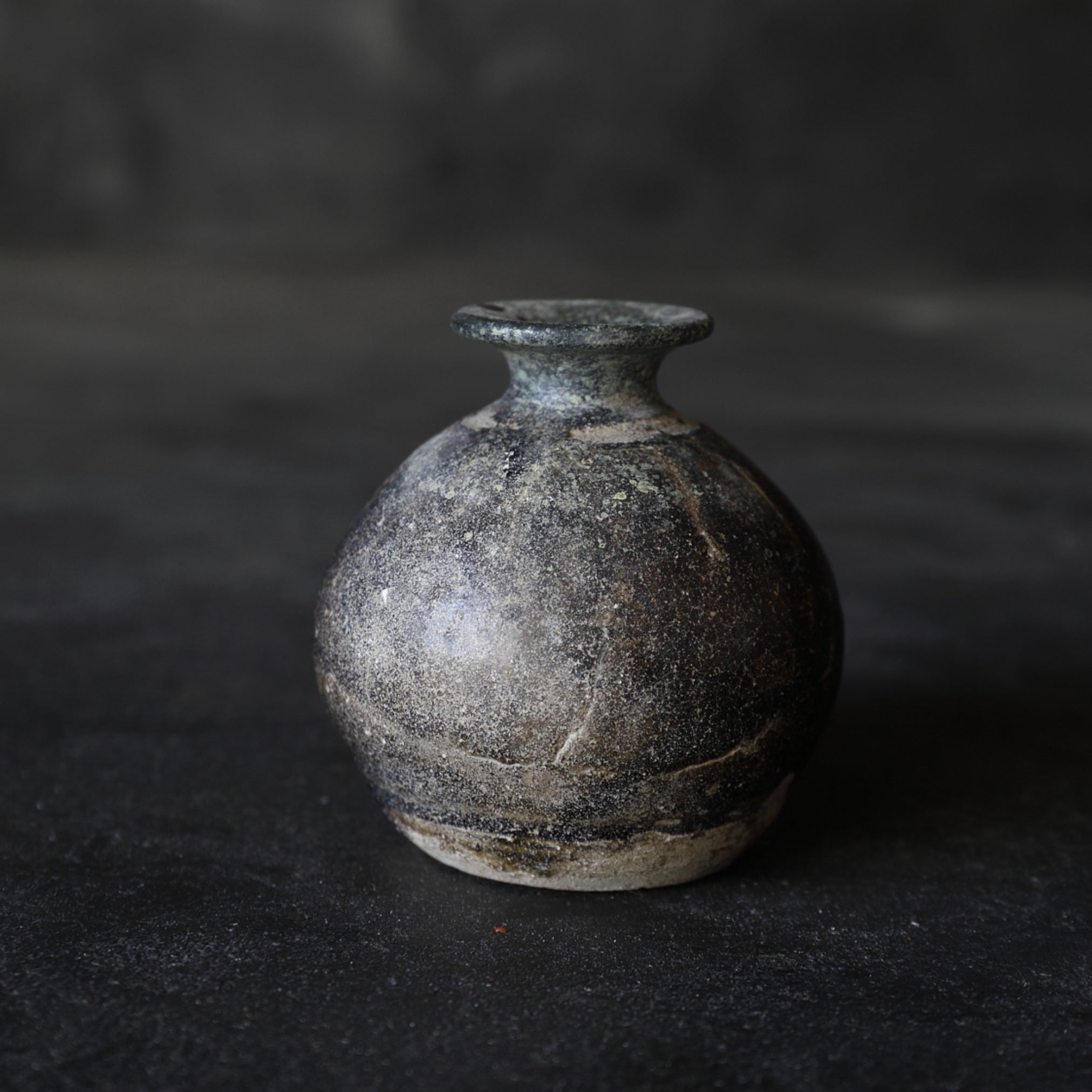 Ko-Seto Iron Pigment Small Pot Muromachi/1336-1573CE