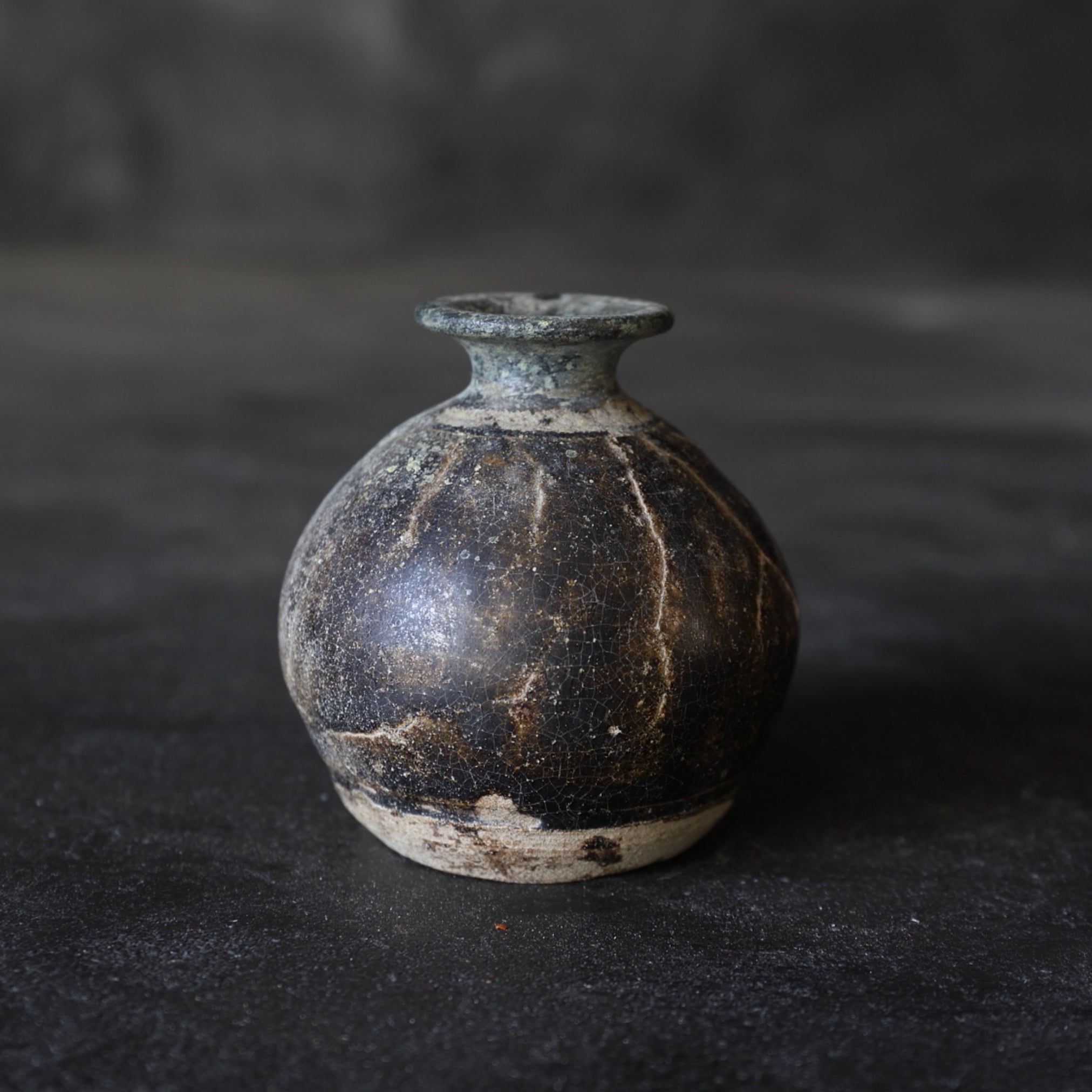 Ko-Seto Iron Pigment Small Pot Muromachi/1336-1573CE