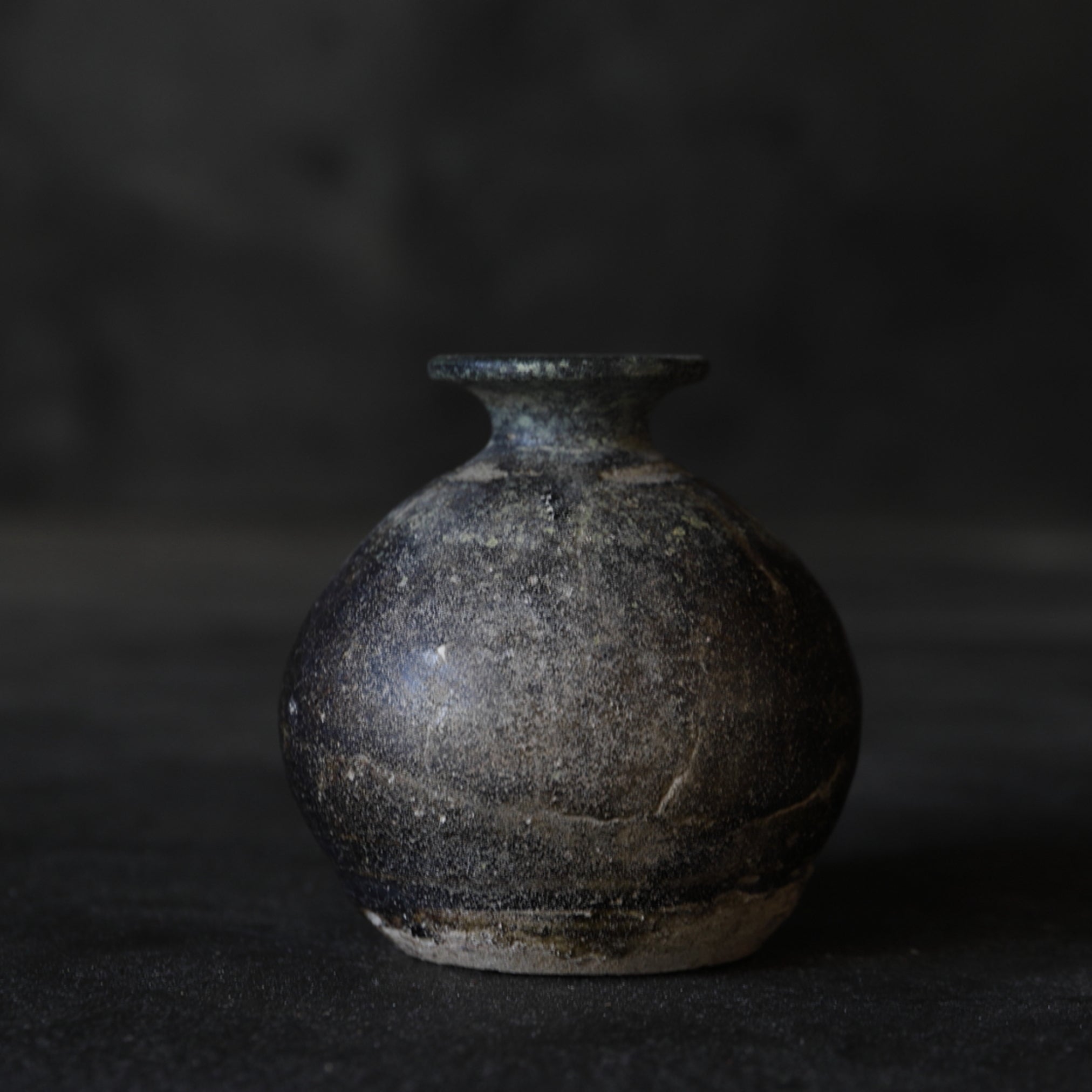 Ko-Seto Iron Pigment Small Pot Muromachi/1336-1573CE