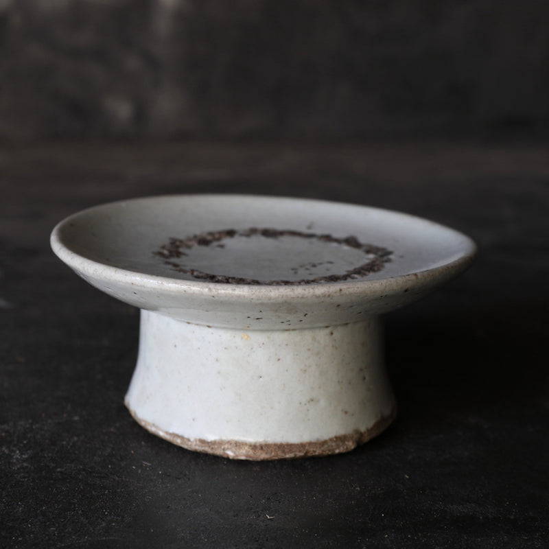 STEMMED BOWL WITH ATTACHED SAUCER, White porcelain, Joseon Dynasty（1392–1897CE）