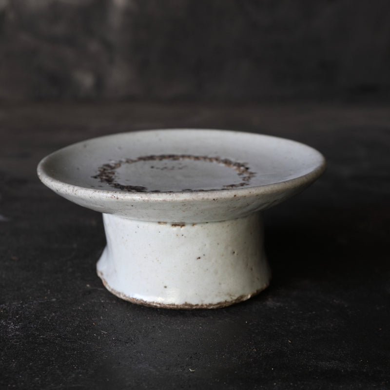 Korean Antique white porcelain plate b Joseon Dynasty/1392-1897CE