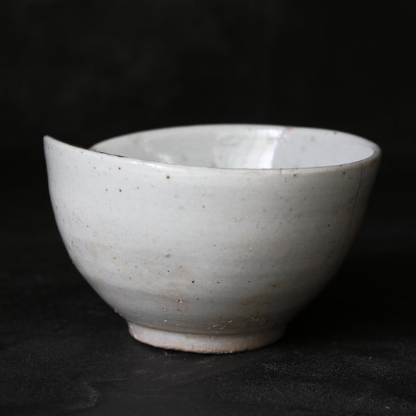 韩国古董白瓷片口茶碗 朝鲜王朝/1392-1897CE