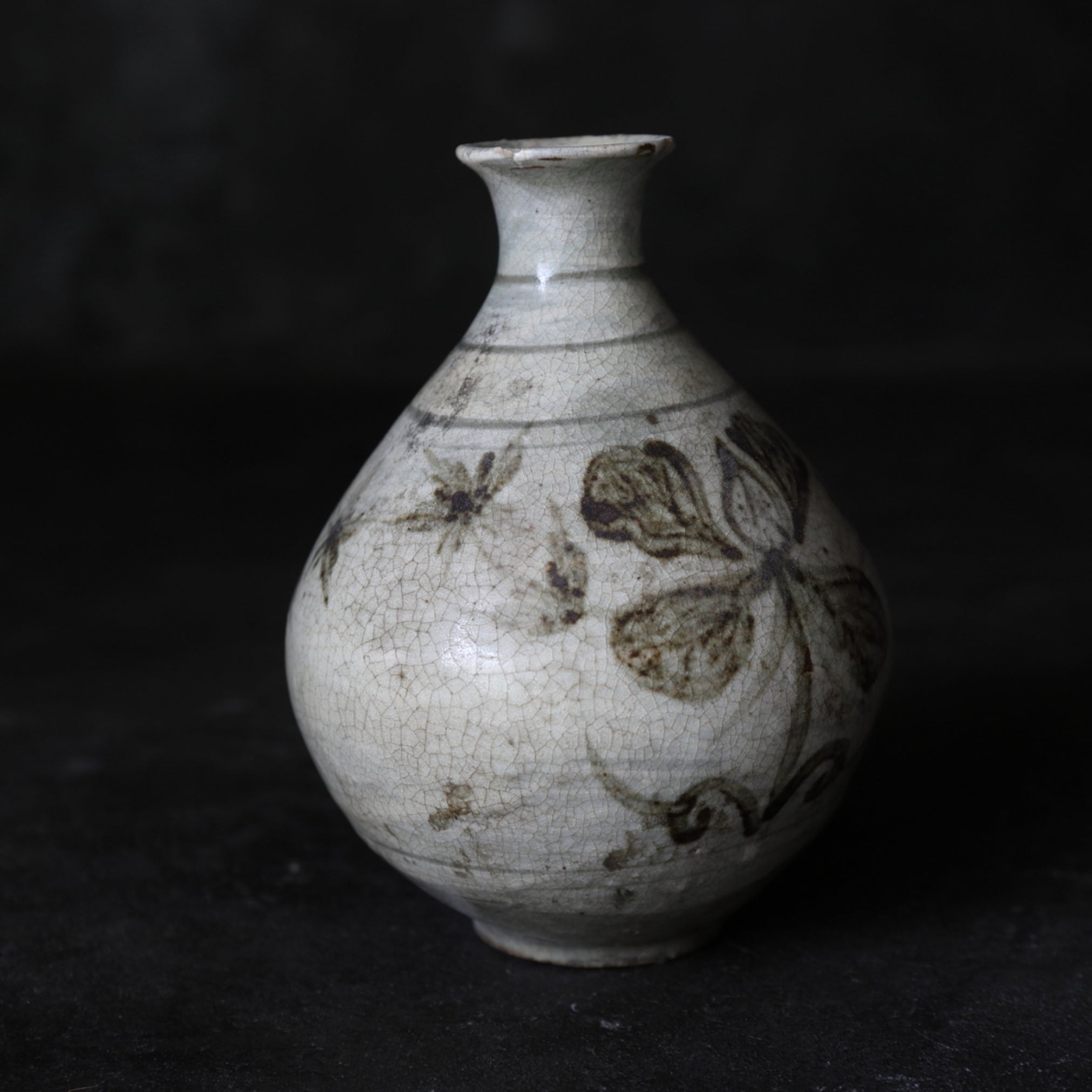 李朝 粉青沙器 鉄絵 草花文瓶 李氏朝鮮時代/1392-1897CE