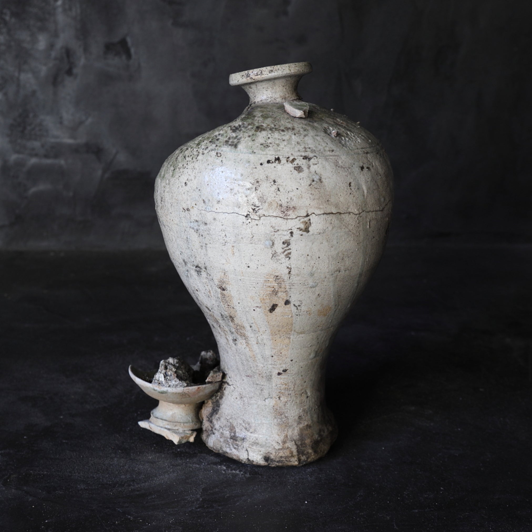 Ko-Seto ash glaze bottle Kamakura/1185-1333CE