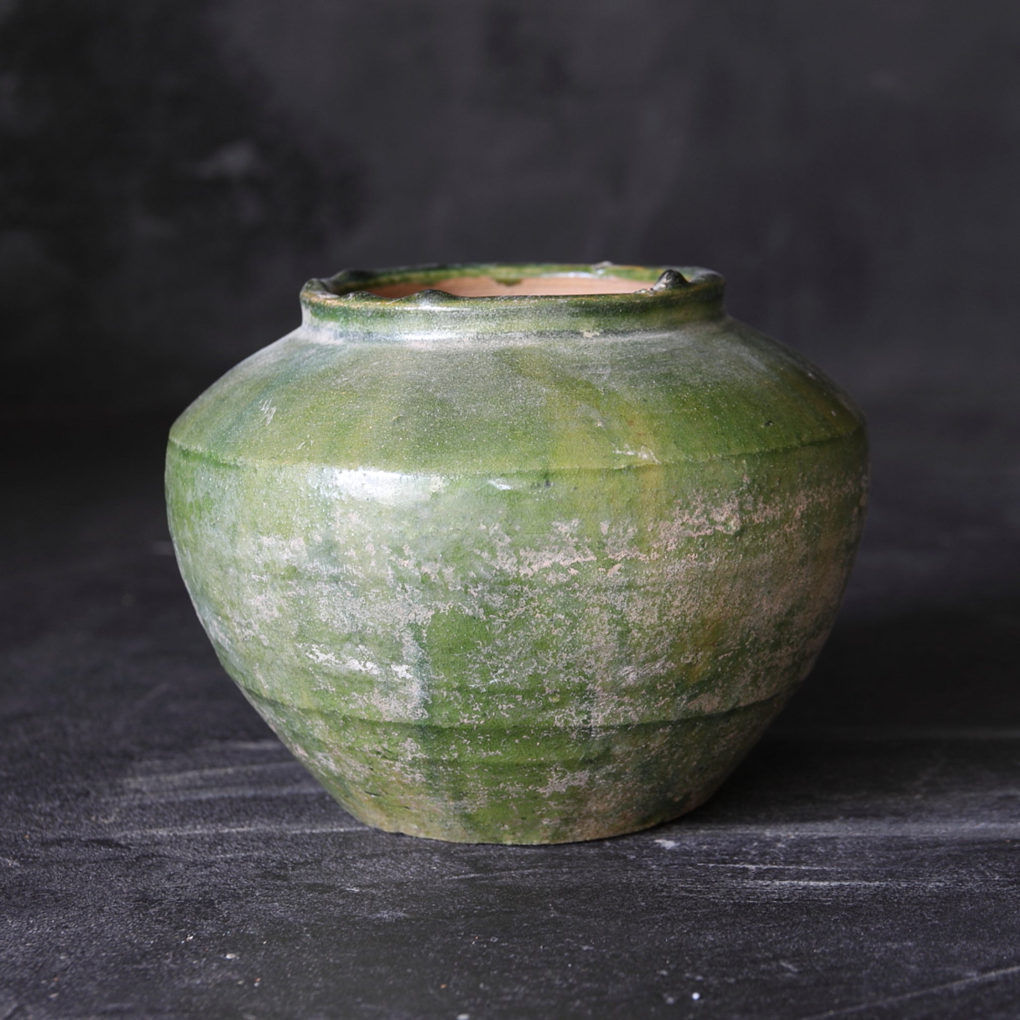 Silvered green glaze jar Han Dynasty/206BCE-220CE