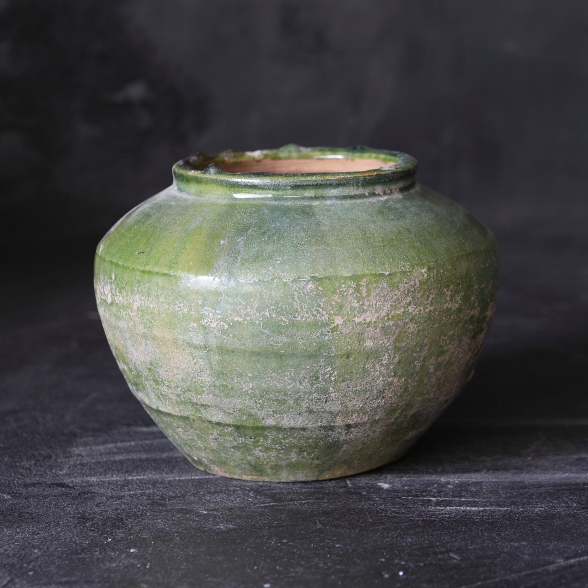 Silvered green glaze jar Han Dynasty/206BCE-220CE