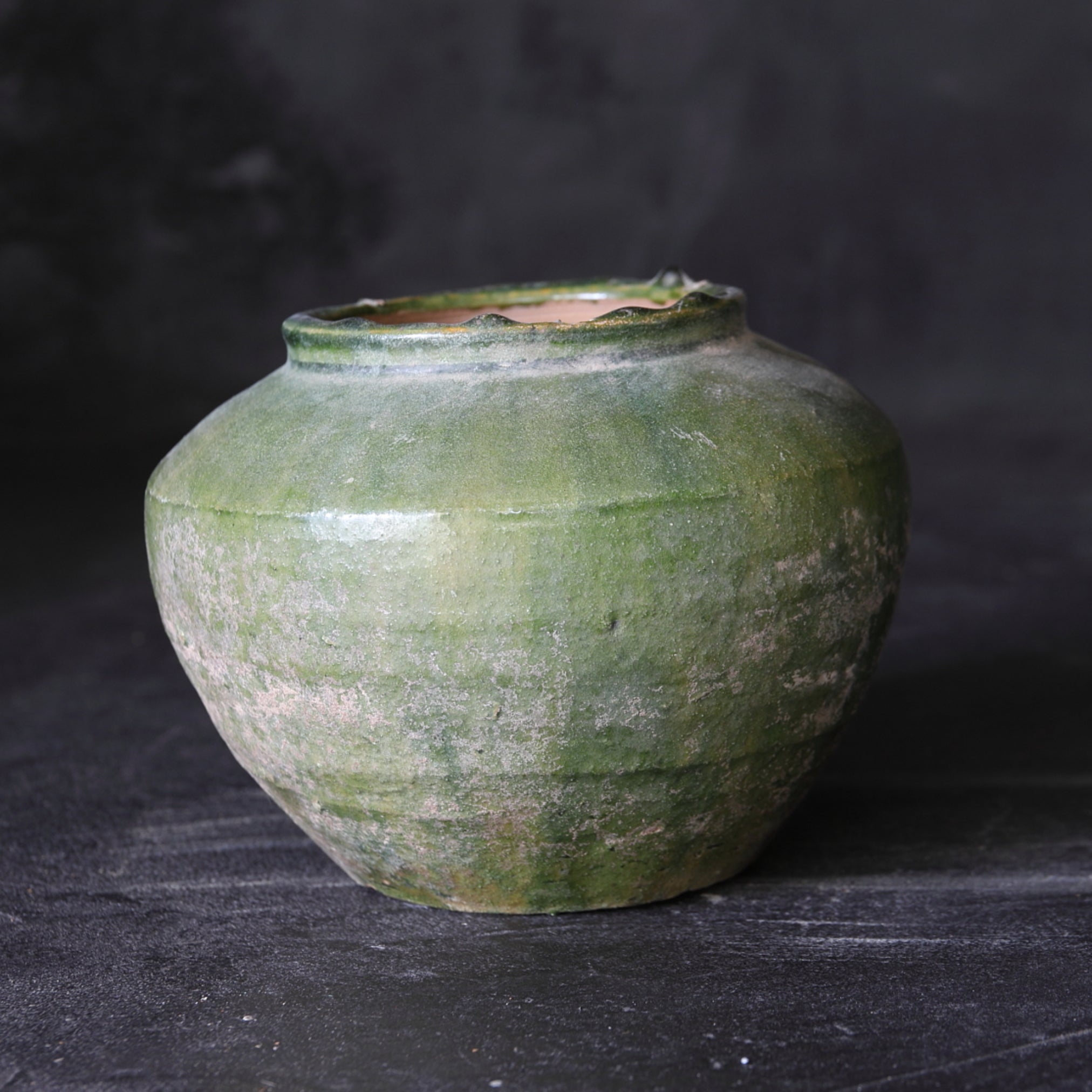 Silvered green glaze jar Han Dynasty/206BCE-220CE