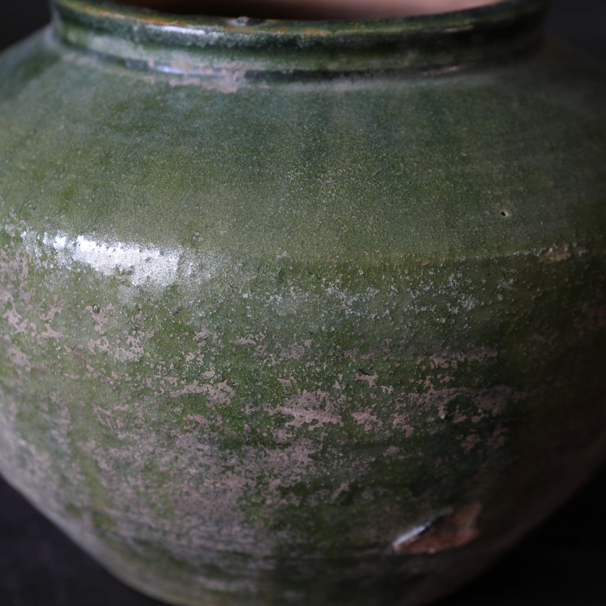 Silvered green glaze jar Han Dynasty/206BCE-220CE