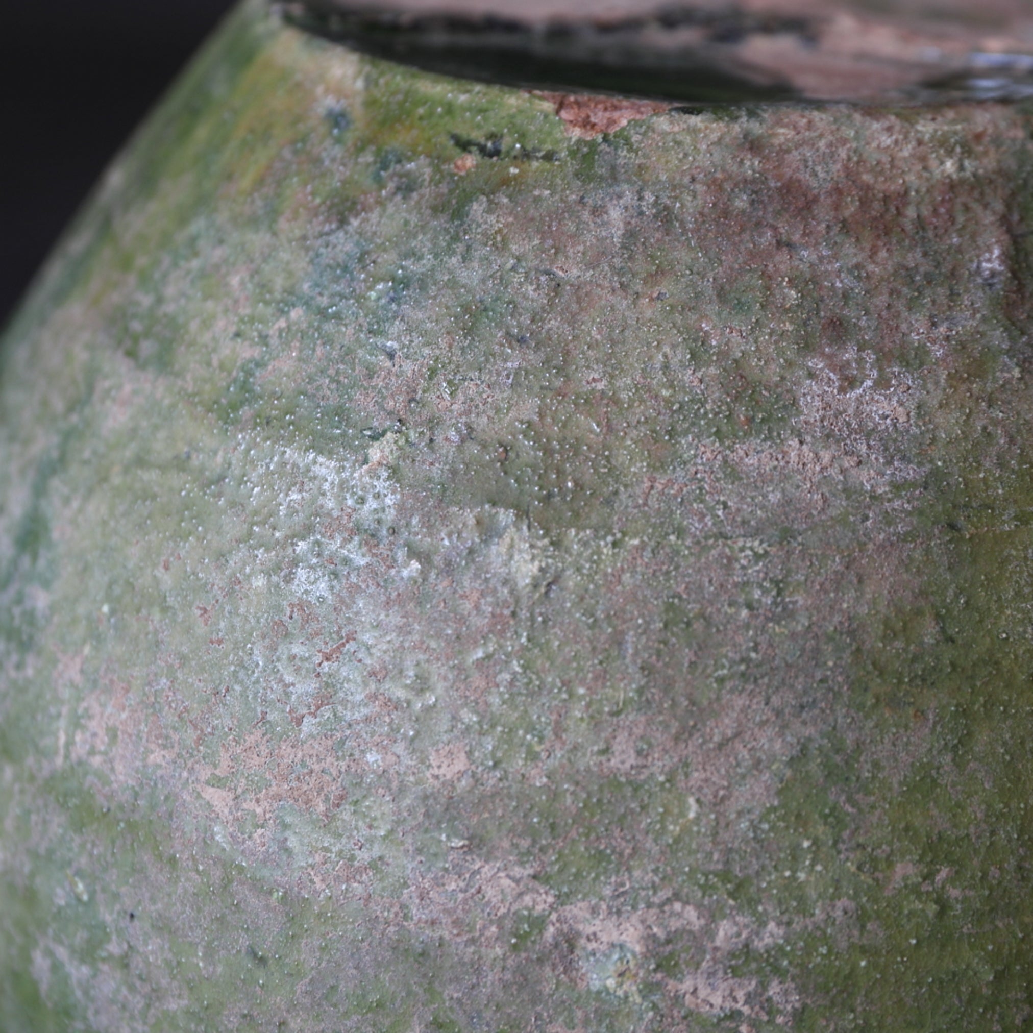 Silvered green glaze jar Han Dynasty/206BCE-220CE