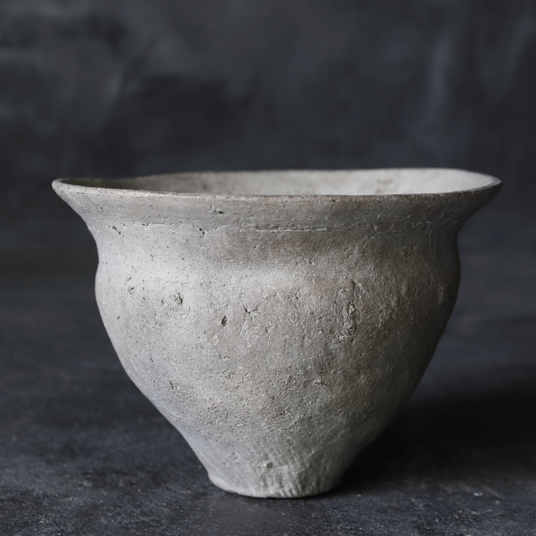 Hajiki Crucible earthenware Kofun/250-581CE