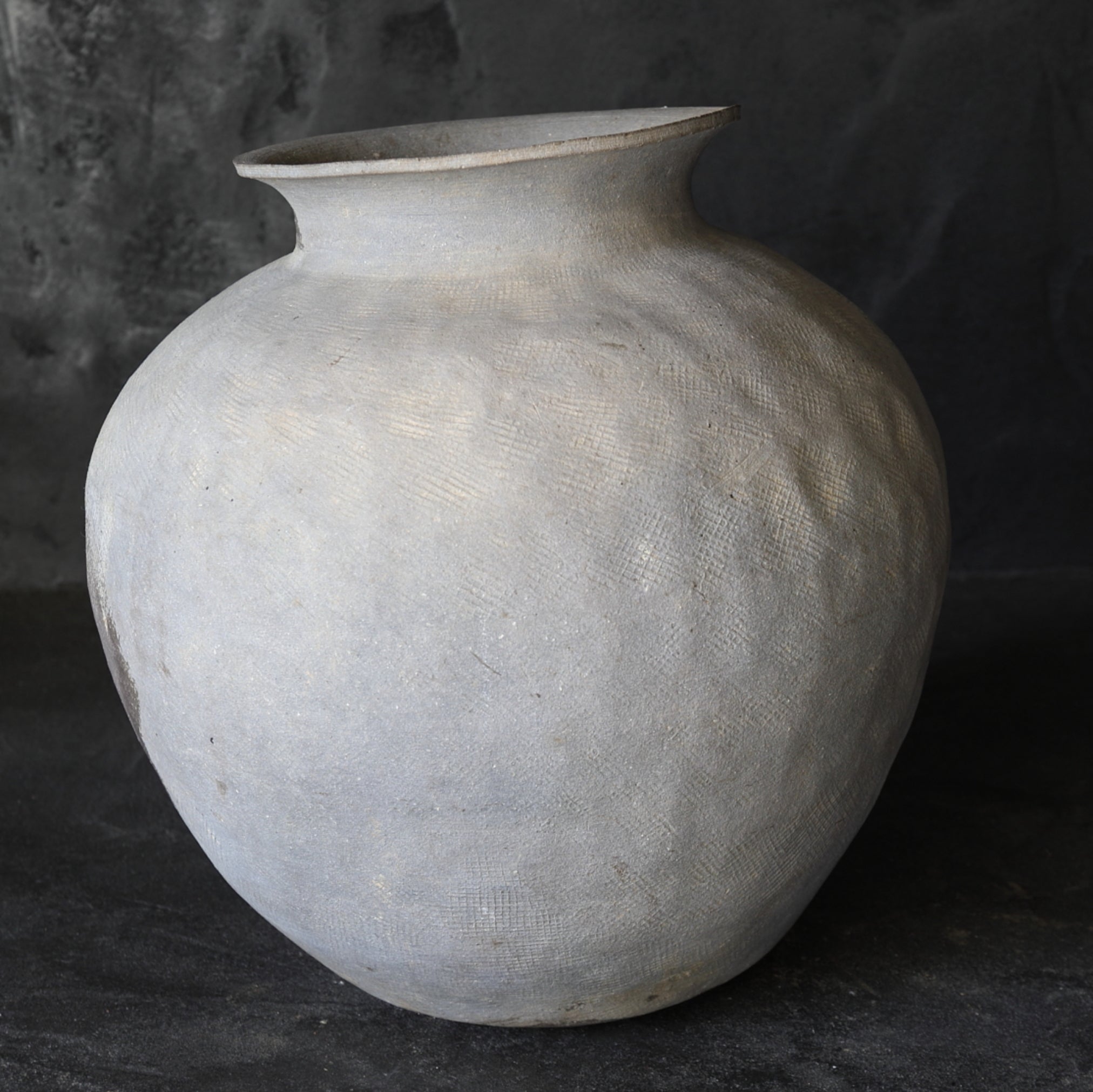 Sue ware Large vase with printed patterns from Kameyama old kiln Kamakura/1185-1333CE