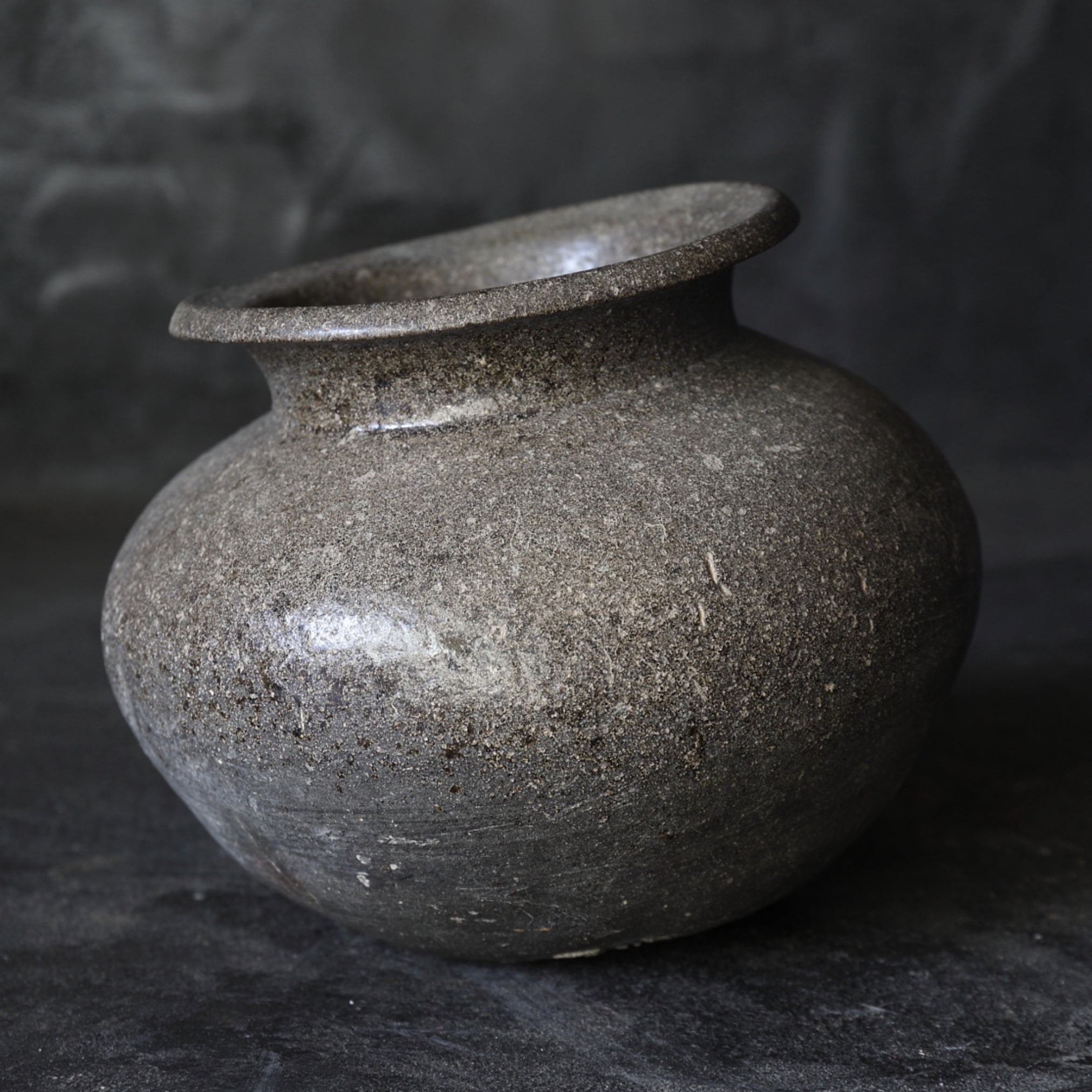 Sue ware pot Kofun/250-581CE