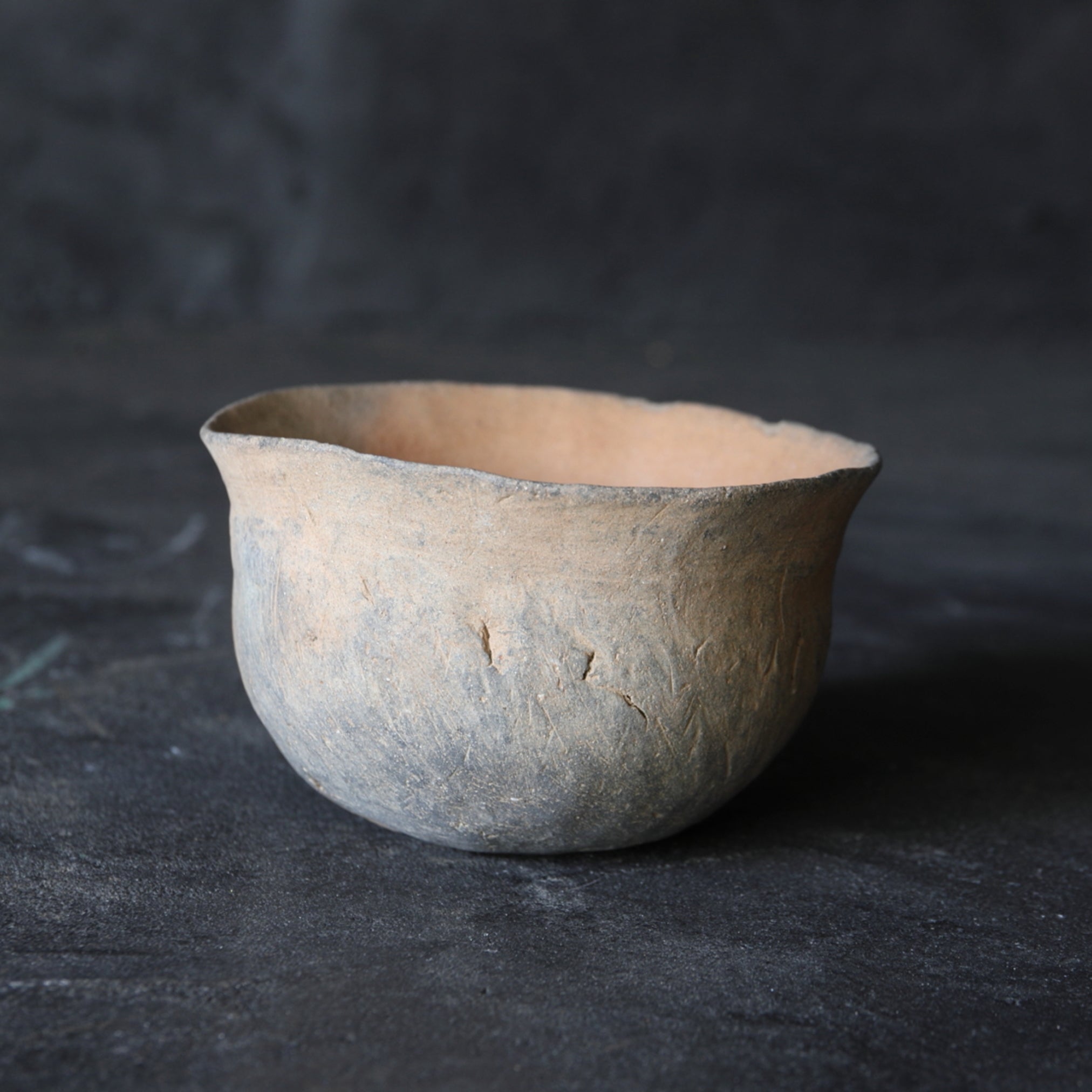 Yayoi pottery Bowl-shaped earthenware Yayoi/300BCE–250CE