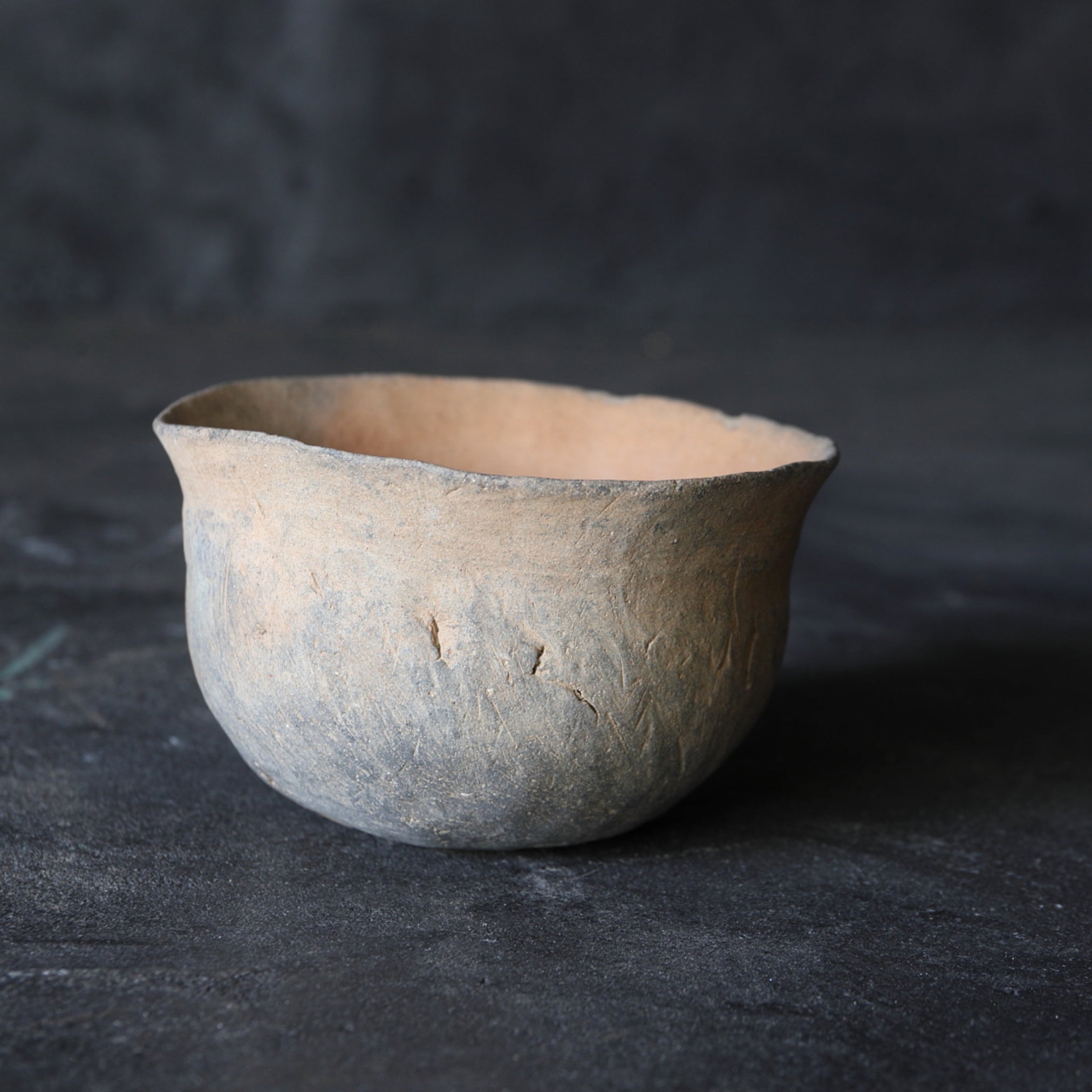 Yayoi pottery Bowl-shaped earthenware Yayoi/300BCE–250CE