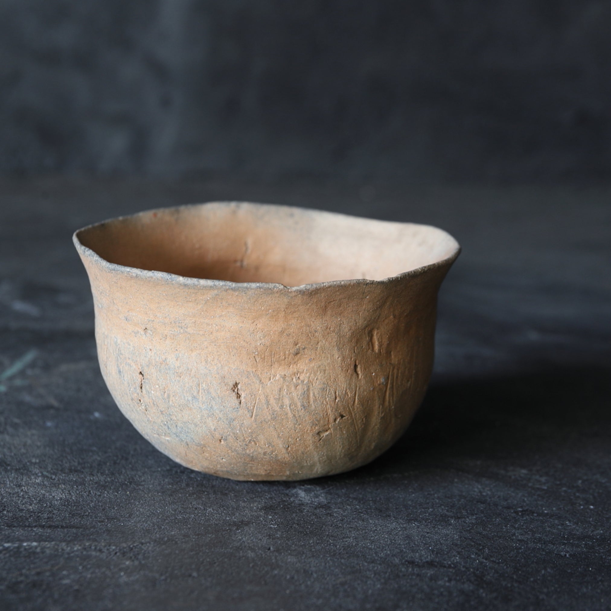 Yayoi pottery Bowl-shaped earthenware Yayoi/300BCE–250CE