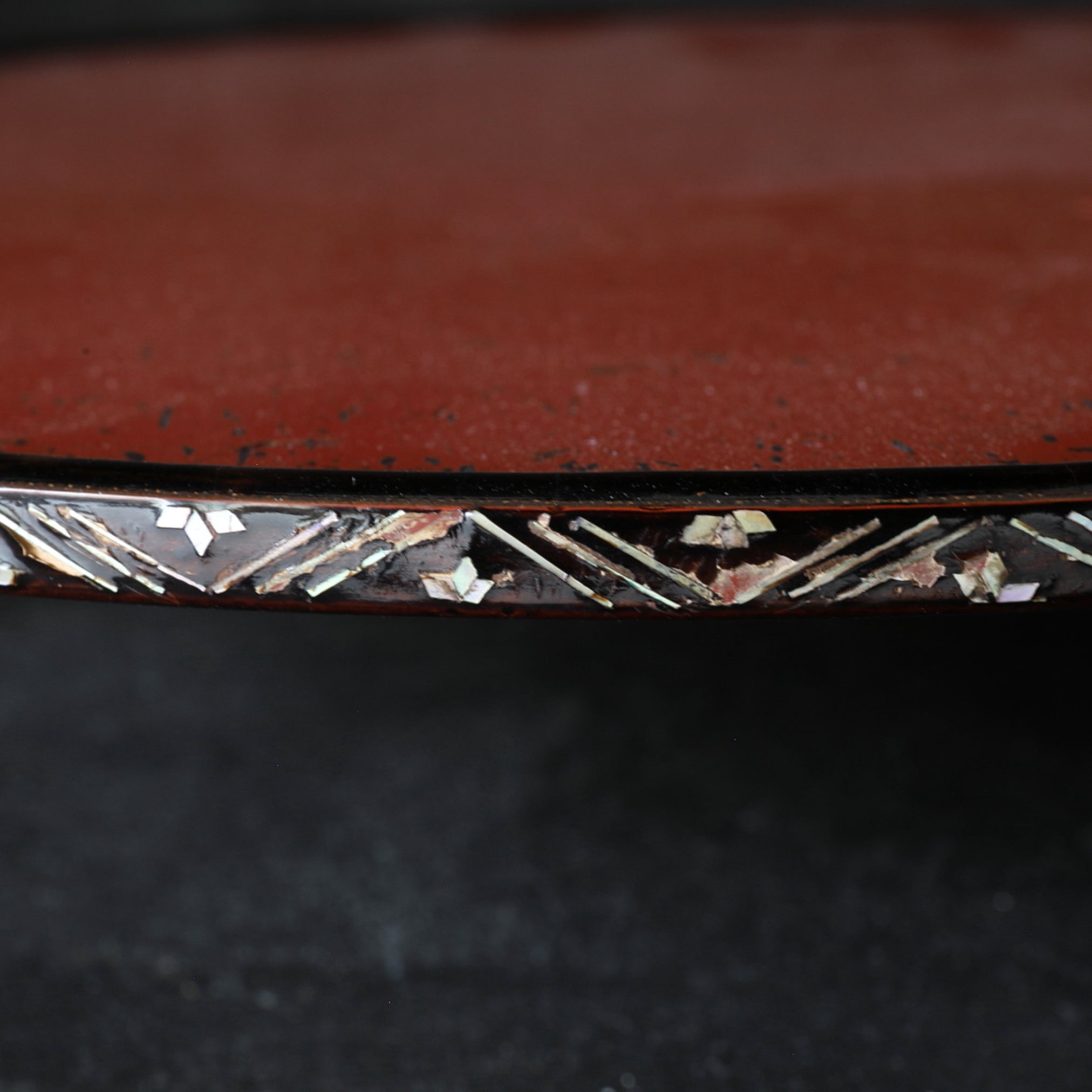 Three-legged sencha tray with mother-of-pearl work