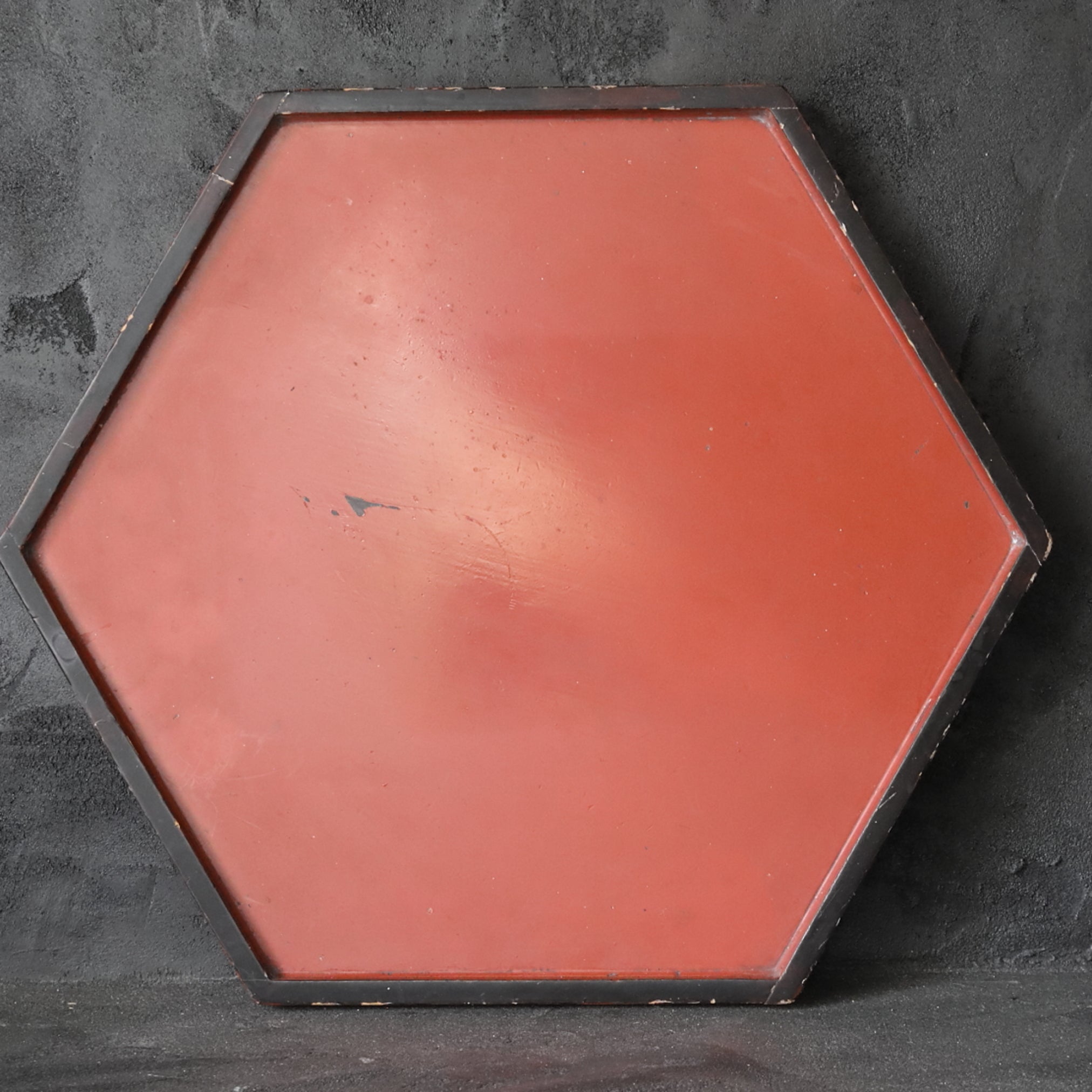 Hexagonal sencha lacquered tray Edo/1603-1867CE