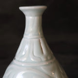 Chinese Antique Blue White Porcelain Vase with Engraved Flower Design Ming Dynasty/1368-1644CE