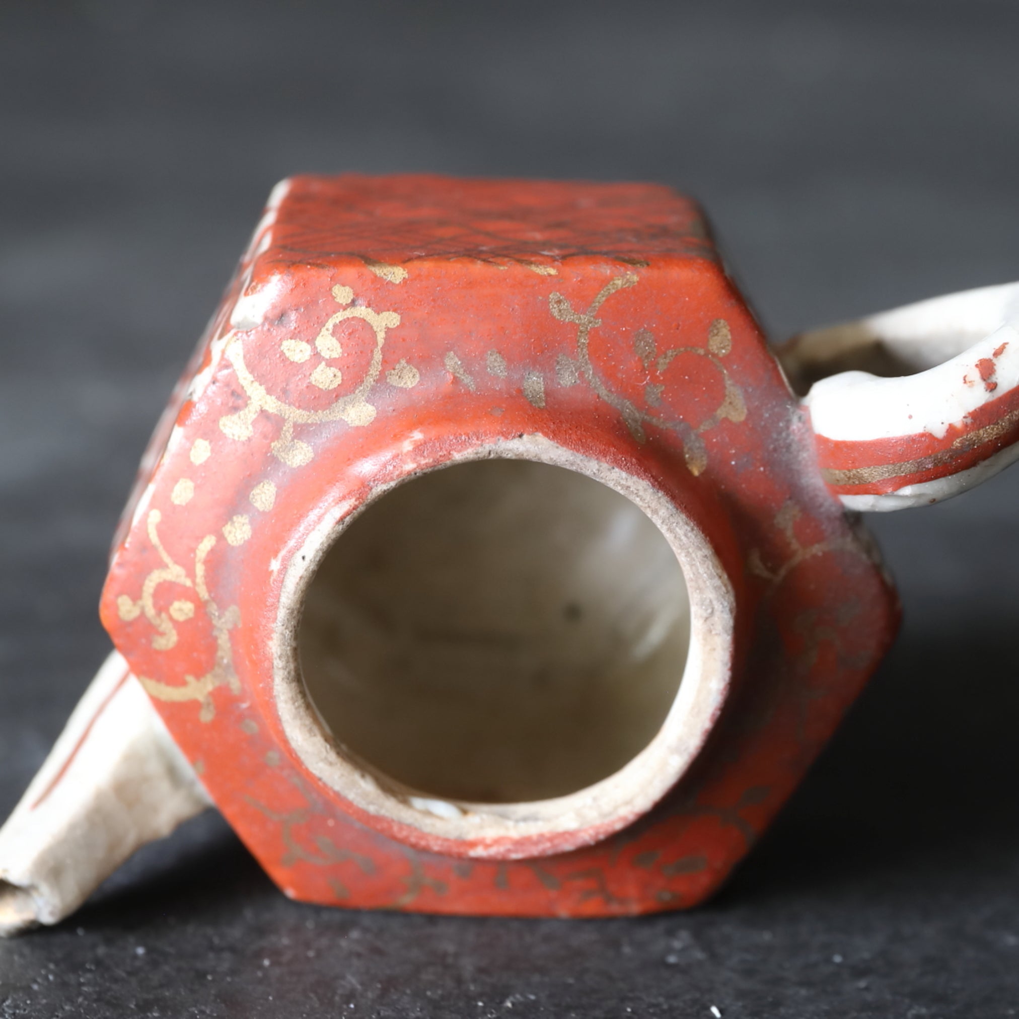 Ko-Kutani red-painted sencha teapot Edo/1603-1867CE