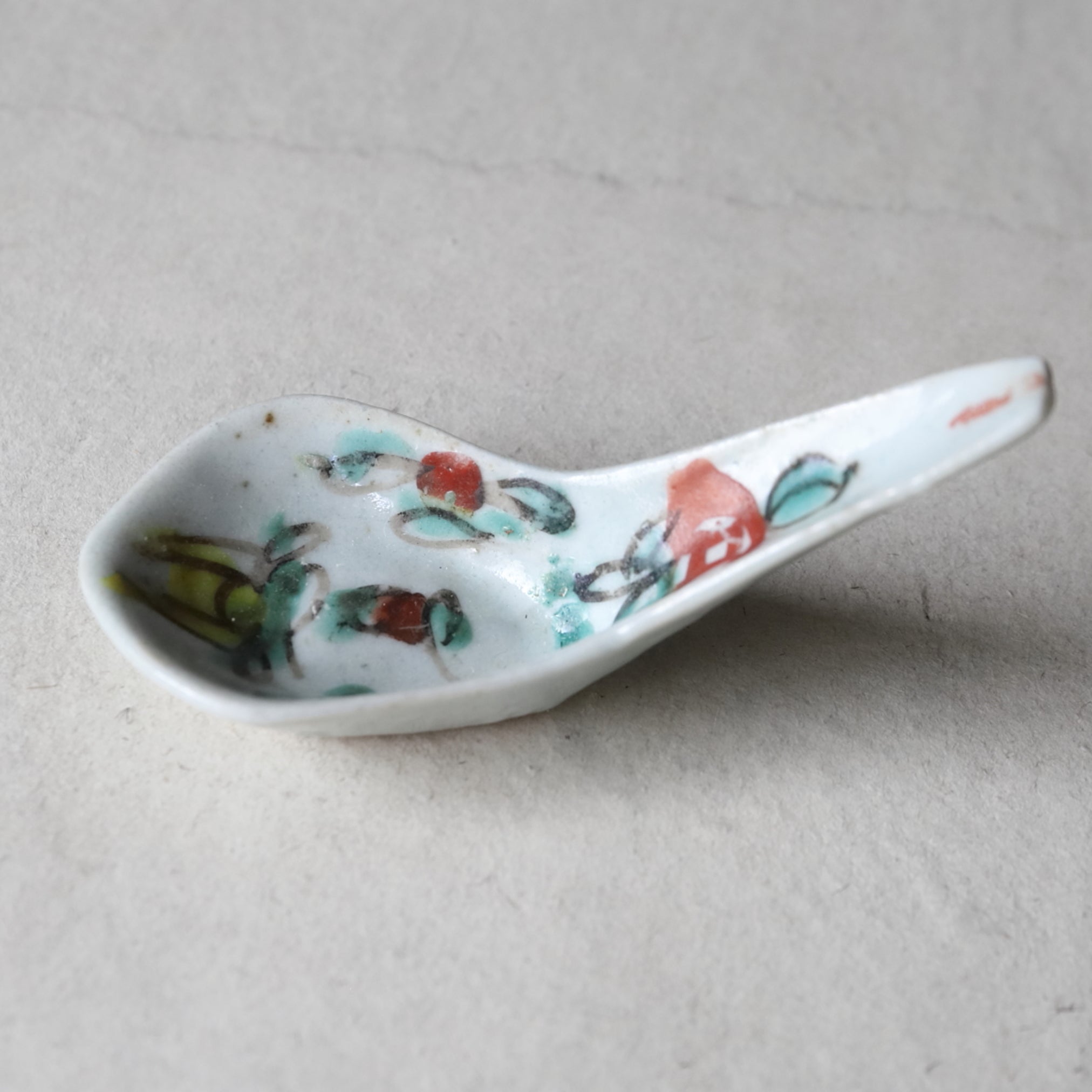 Chinese Antique Spoon with powder pigment Qing Dynasty/1616-1911CE