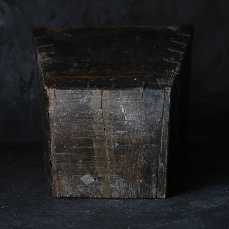 Korean Antique wooden bucket Joseon Dynasty/1392-1897CE