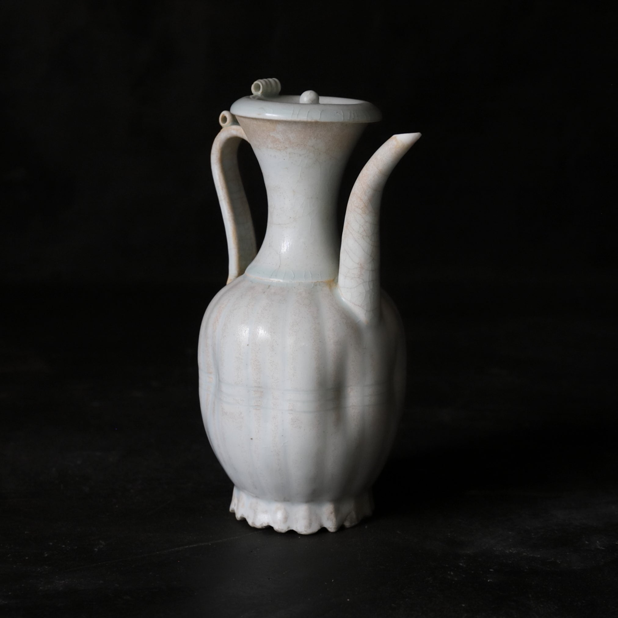 Jar with bluish white porcelain Song Dynasty/960-1279CE