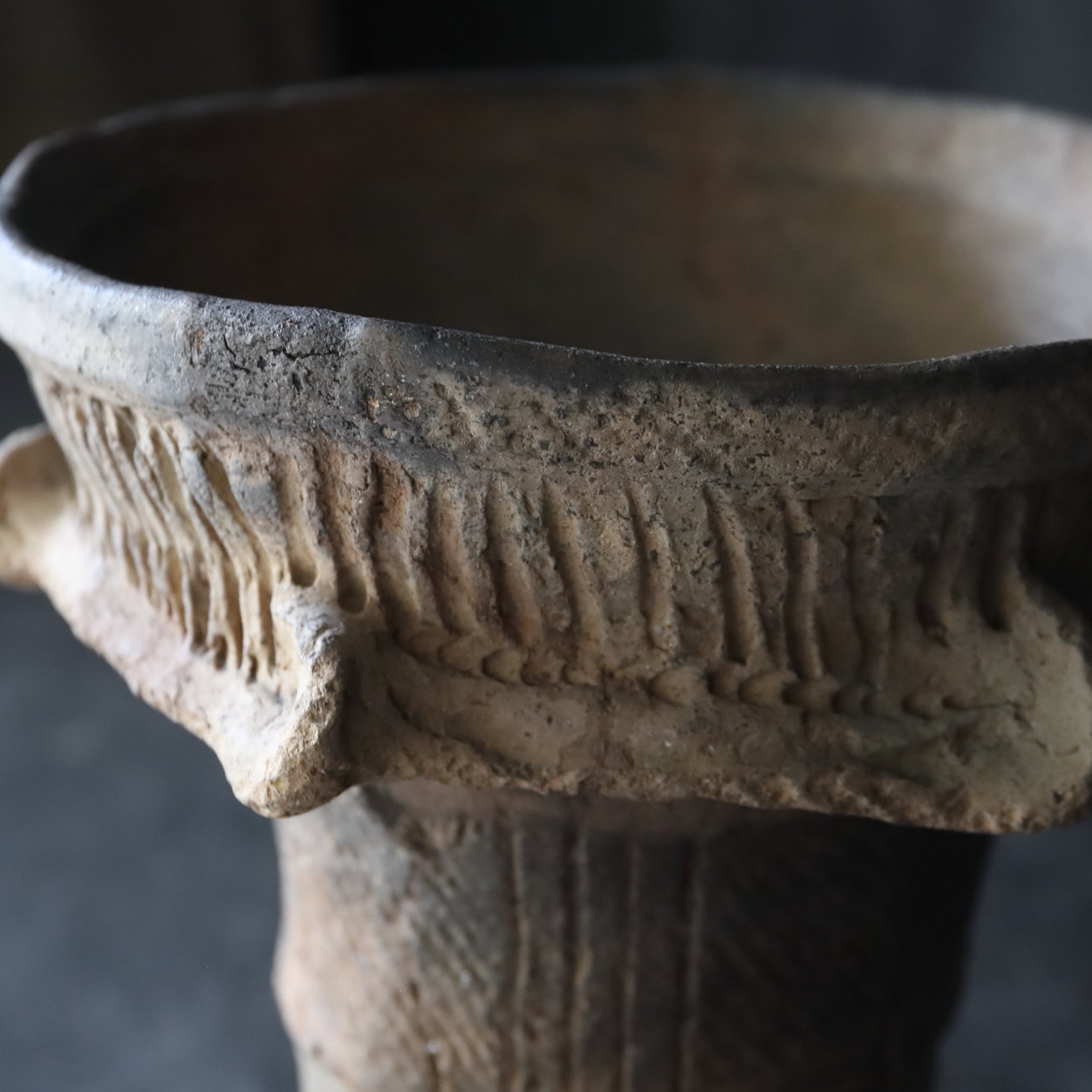 Jomon pottery deep bowl with decoration b Jomon/10000-300BCE