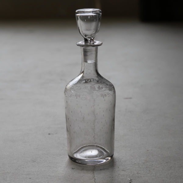 法国仿古白搪瓷玻璃瓶带盖子 16-19世纪