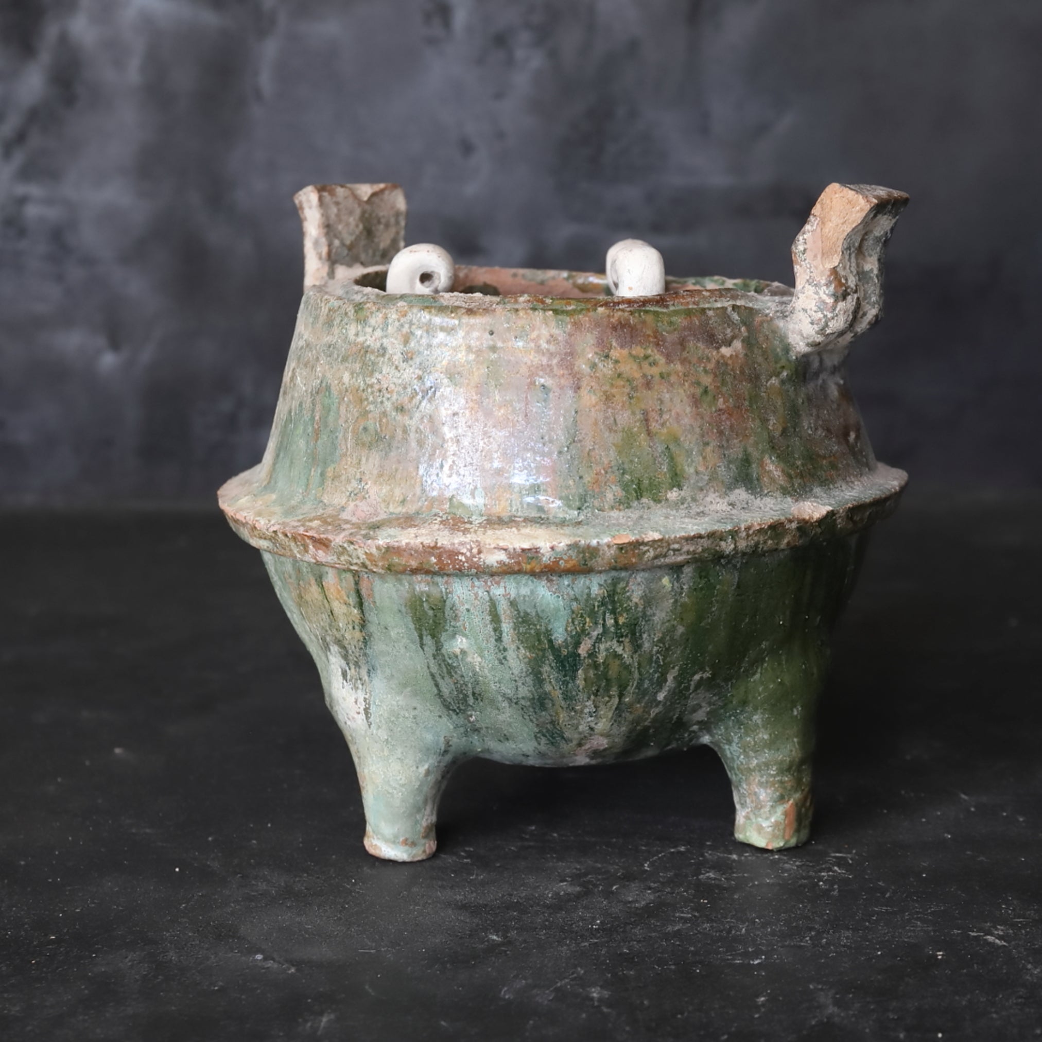 Silvered green glaze kanae with white clay trivet Han Dynasty/206BCE-220CE