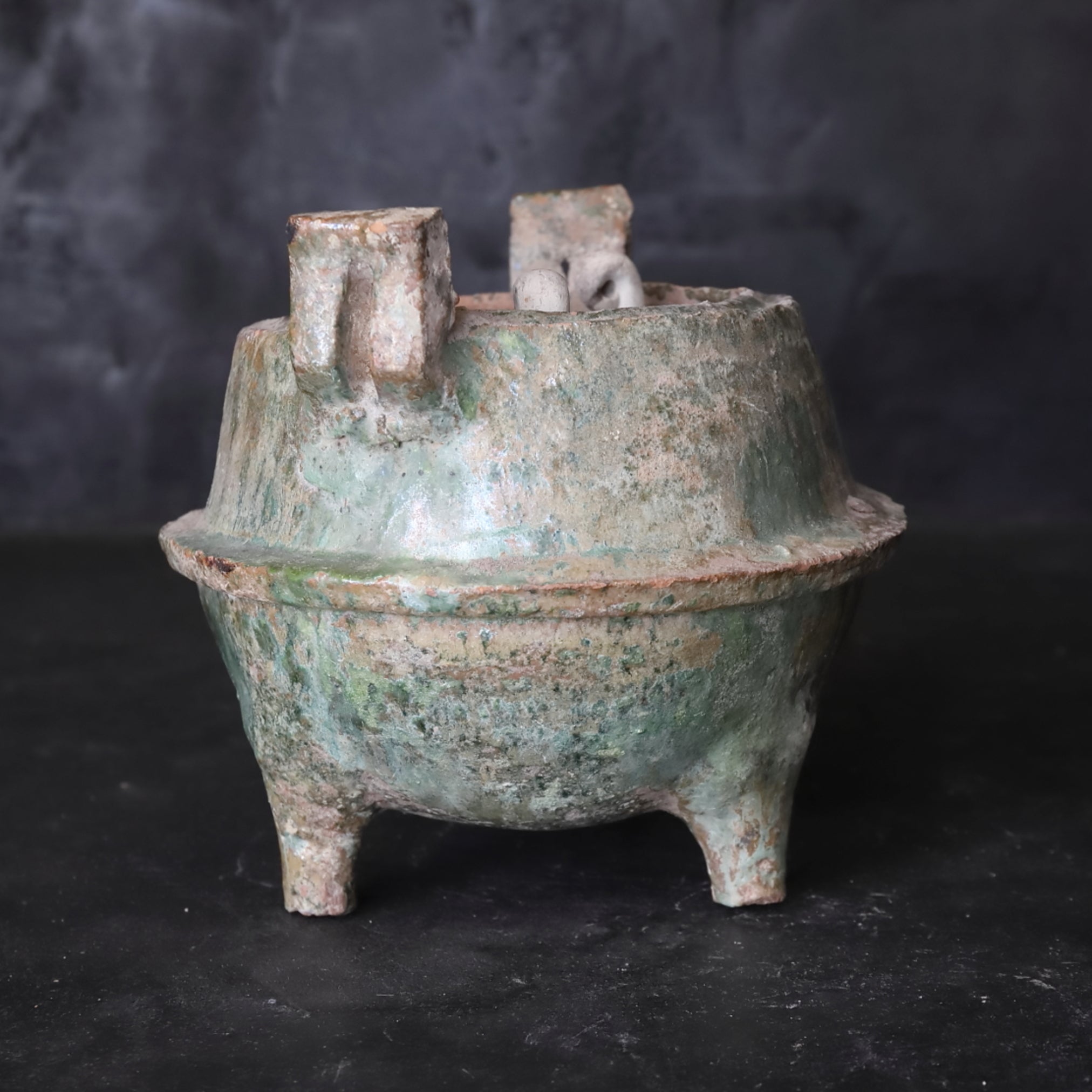 Silvered green glaze kanae with white clay trivet Han Dynasty/206BCE-220CE