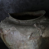 Antique Tokoname large jar Pick-up only Heian/794-1185CE
