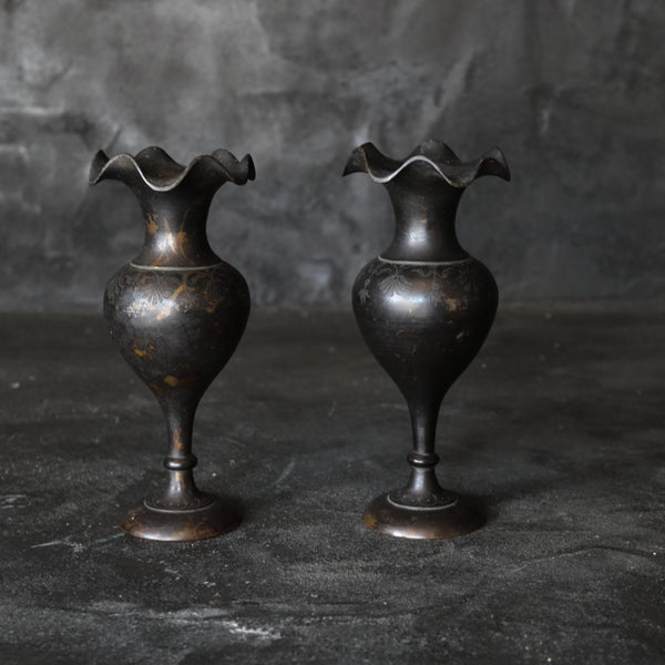 中国古代唐代青铜花瓶一对 清/1616-1911CE