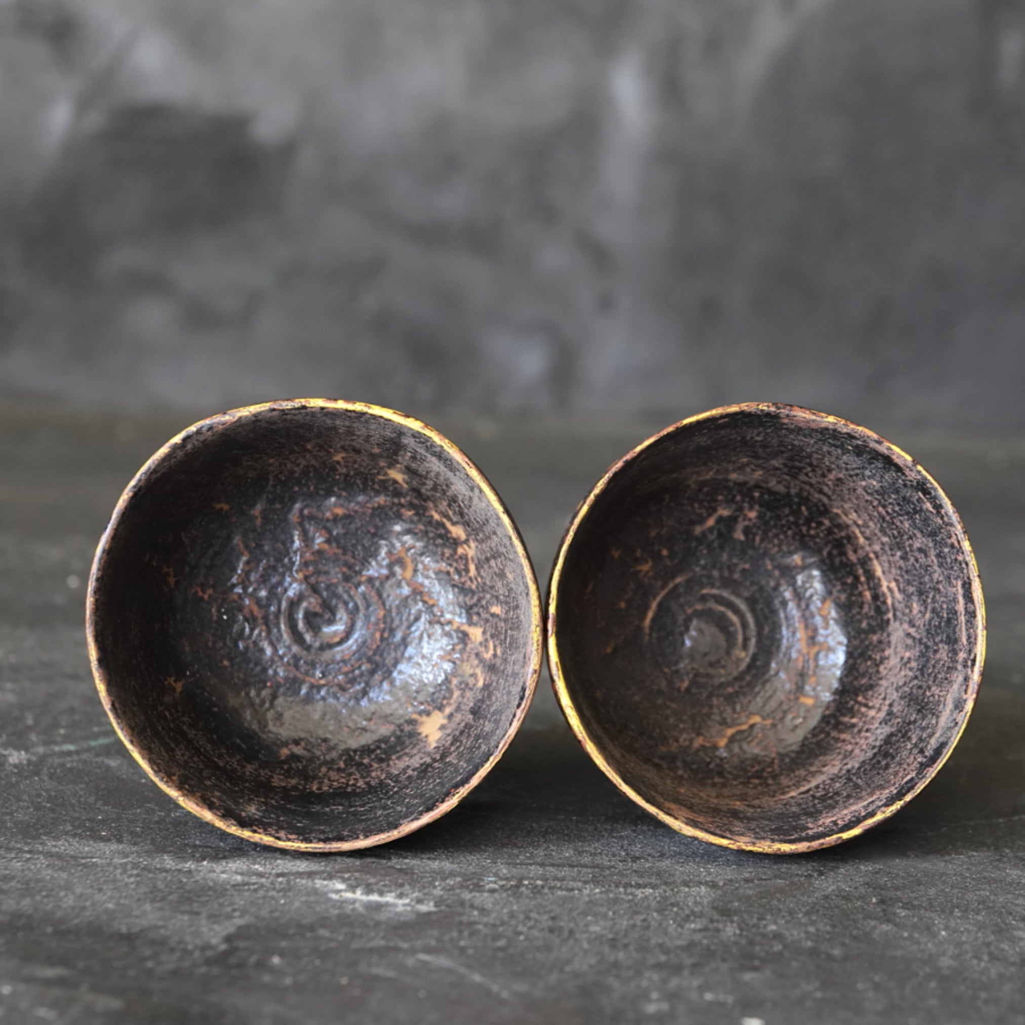 A pair of antique lacquered bowls 16th-19th century