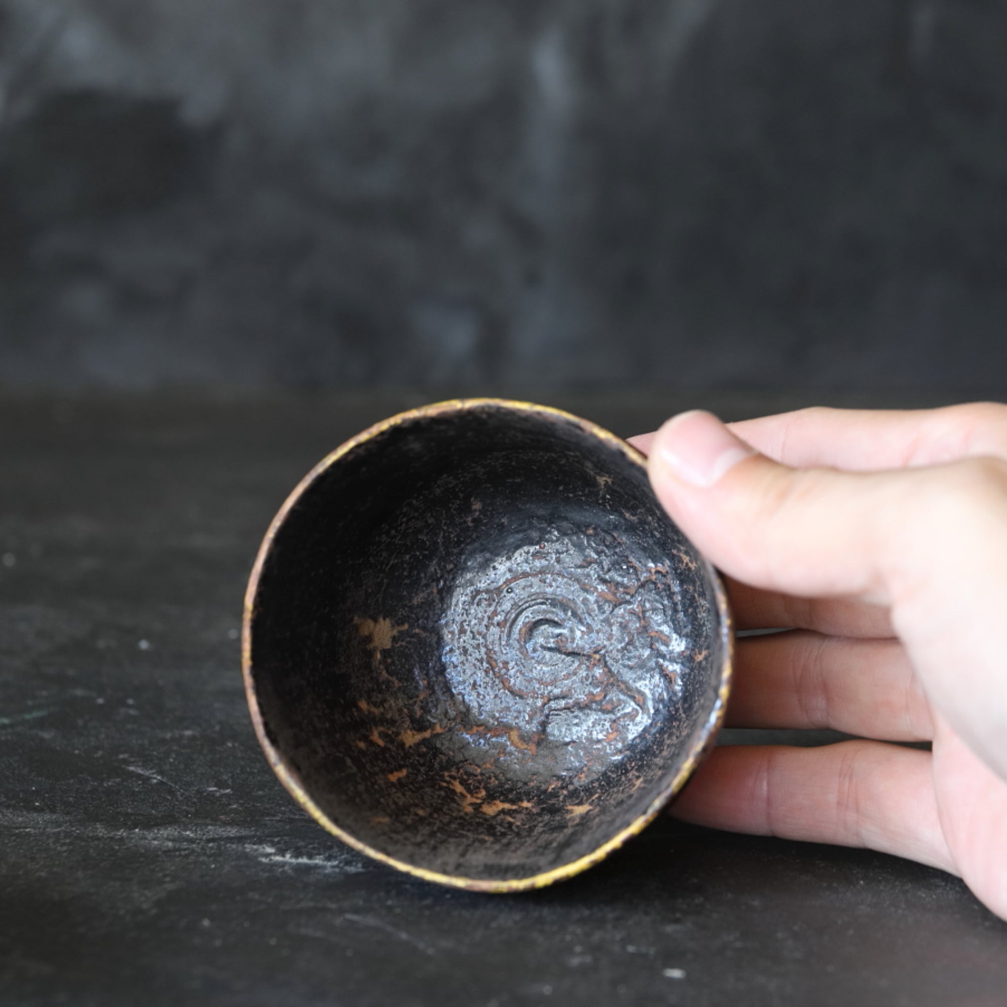 A pair of antique lacquered bowls 16th-19th century