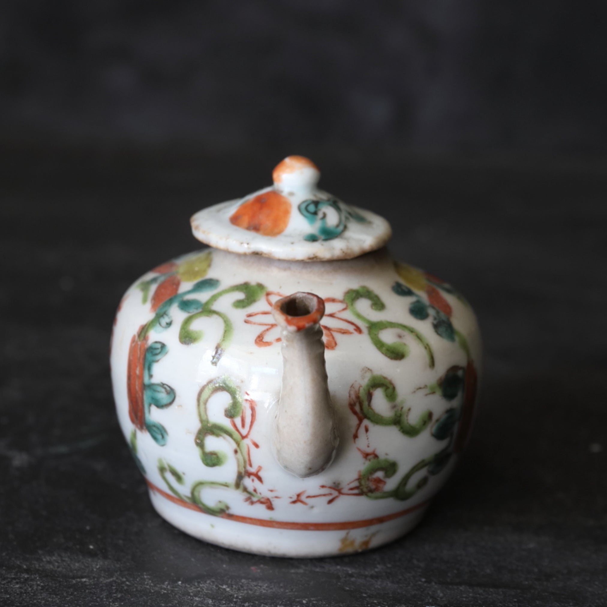 Chinese Antique Sencha teapot with powder pigment Qing Dynasty/1616-1911CE