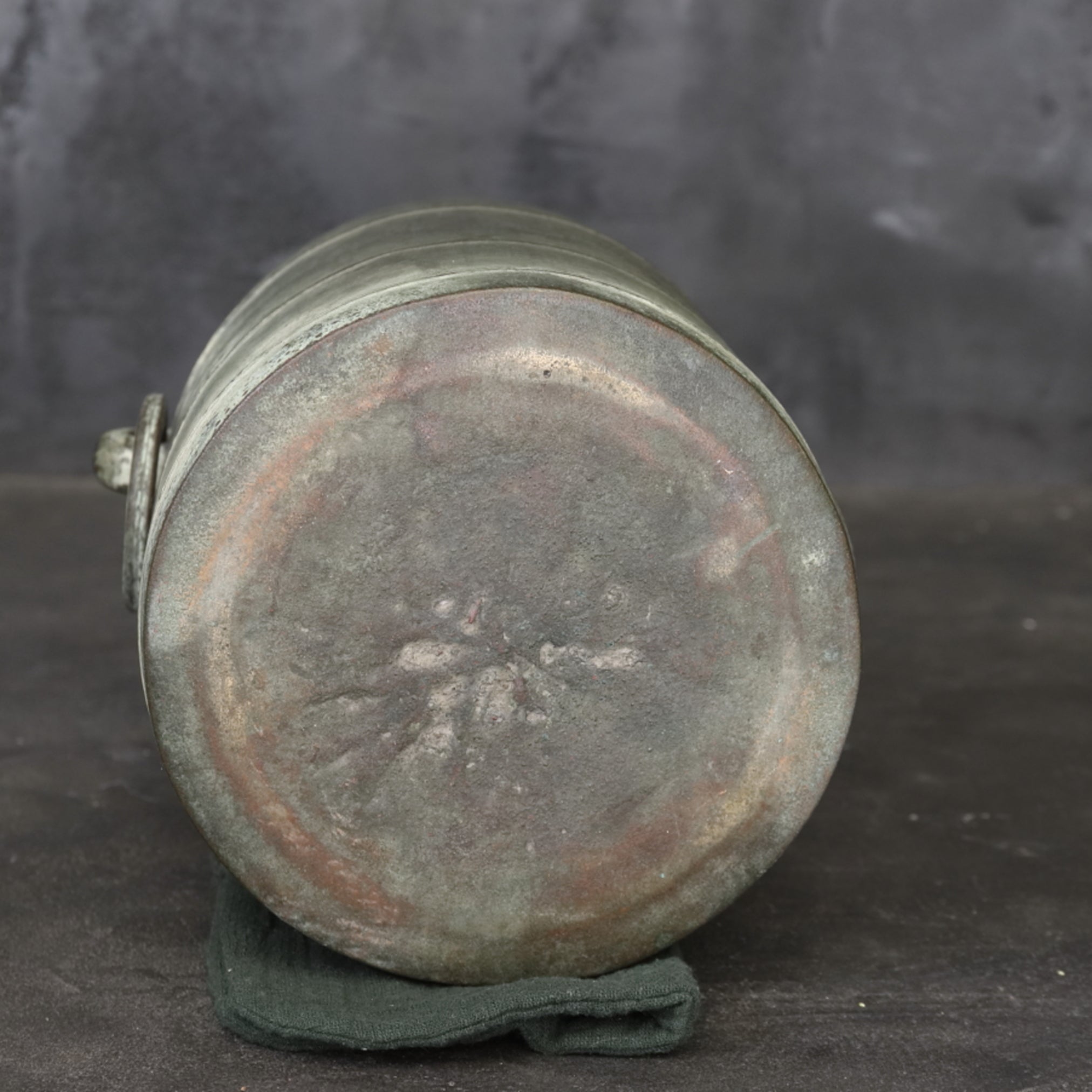 Verdigris Bronze imitation Bamboo bowl with ring Flower vase/Brazier Qing Dynasty/1616-1911CE