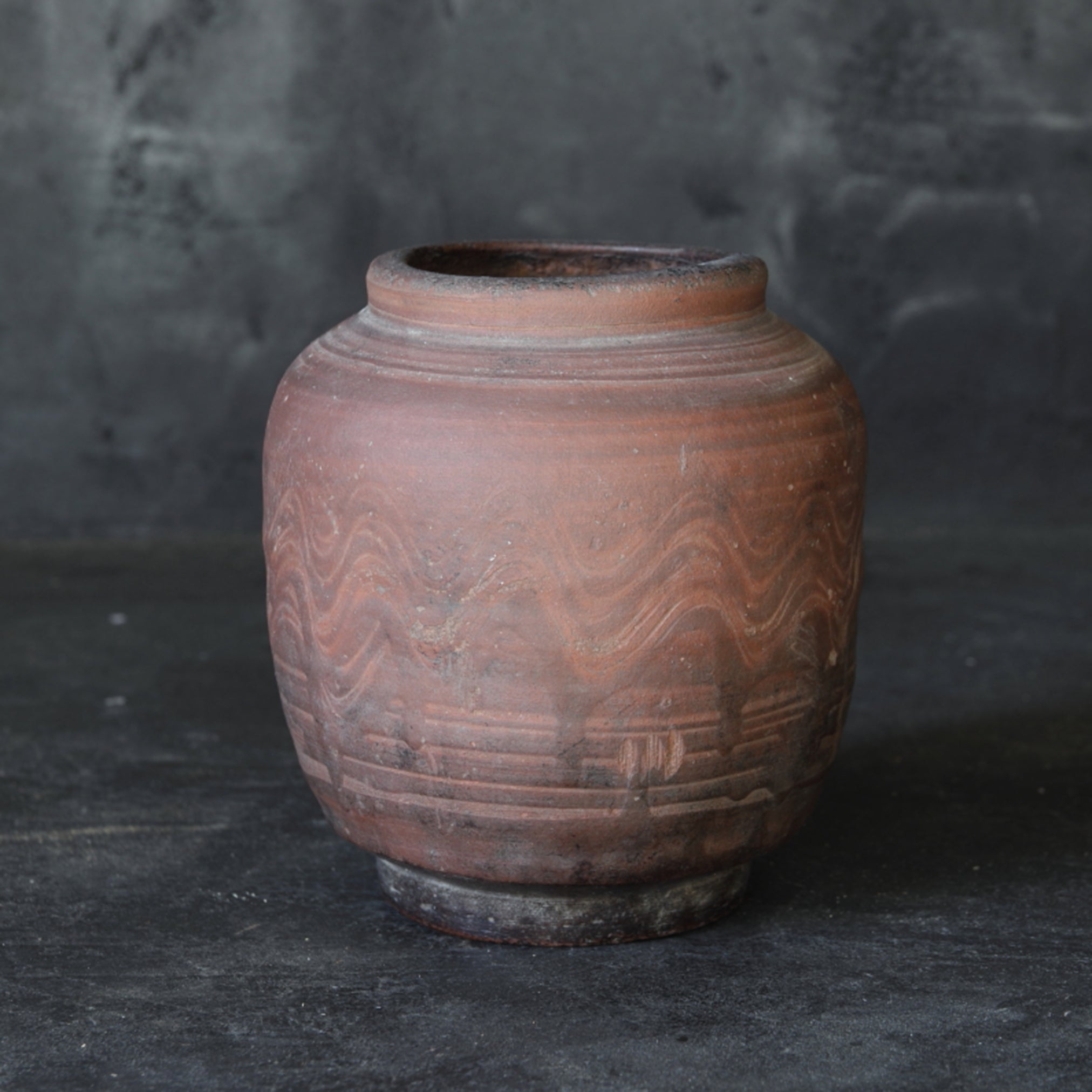 Ko-Karatsu Jar with brown glaze design Azuchimomoyama-Edo/1573-1867CE