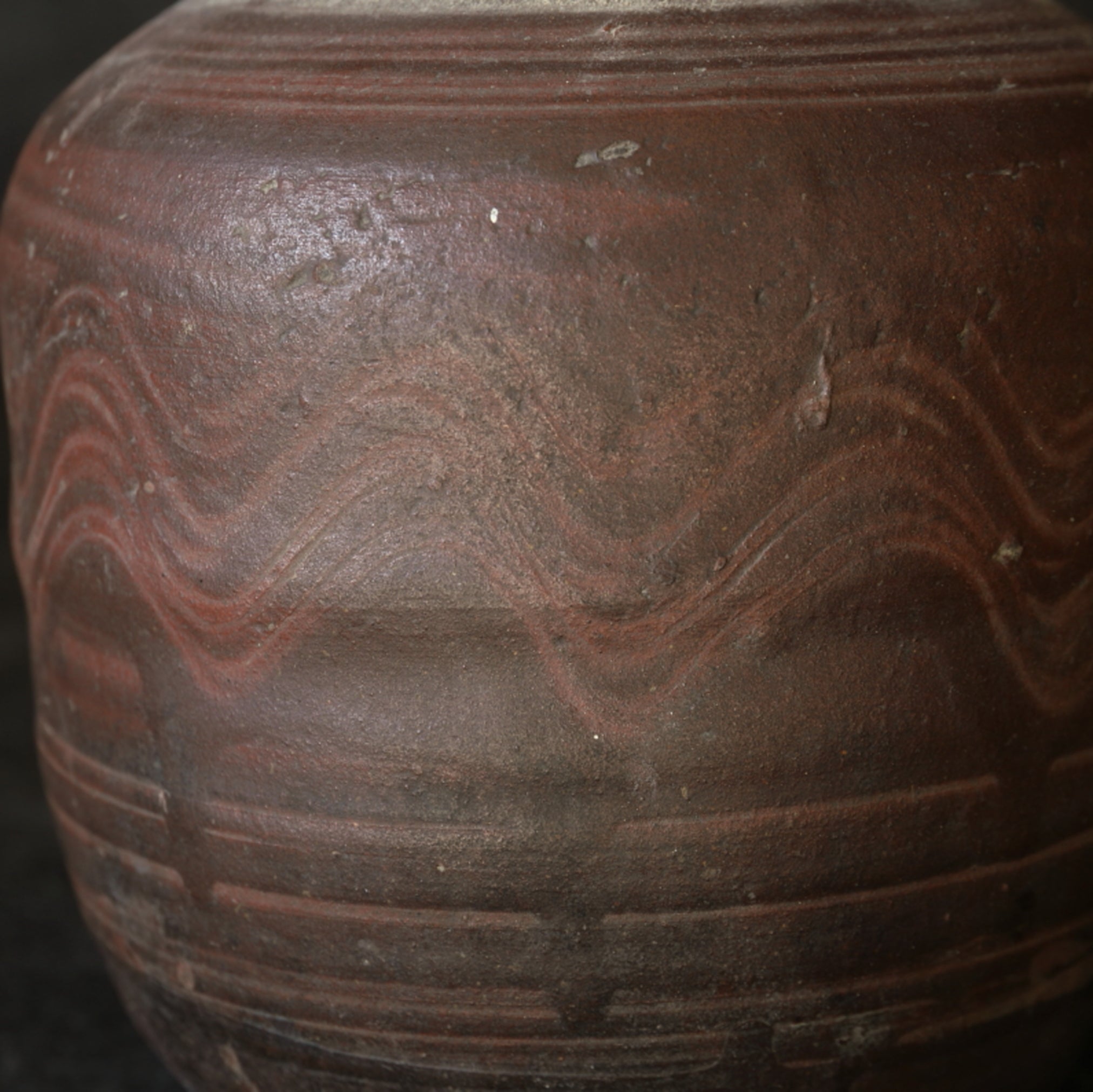 Ko-Karatsu Jar with brown glaze design Azuchimomoyama-Edo/1573-1867CE