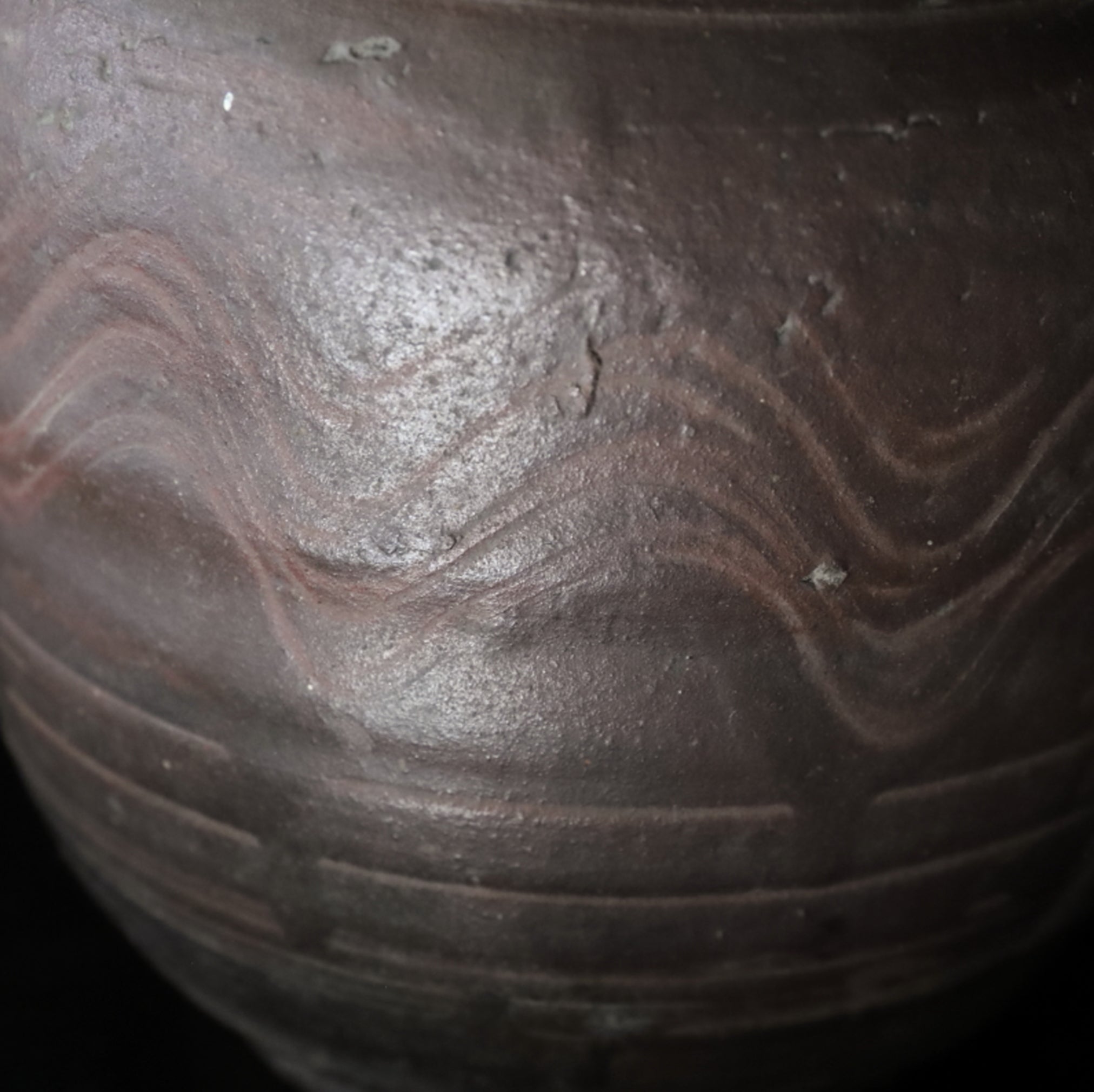 Ko-Karatsu Jar with brown glaze design Azuchimomoyama-Edo/1573-1867CE