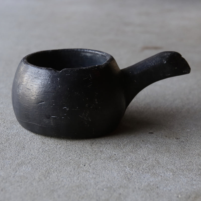 SOAPSTONE COOKING POT / FLOWER VASE, Joseon Dynasty（1392–1897CE）